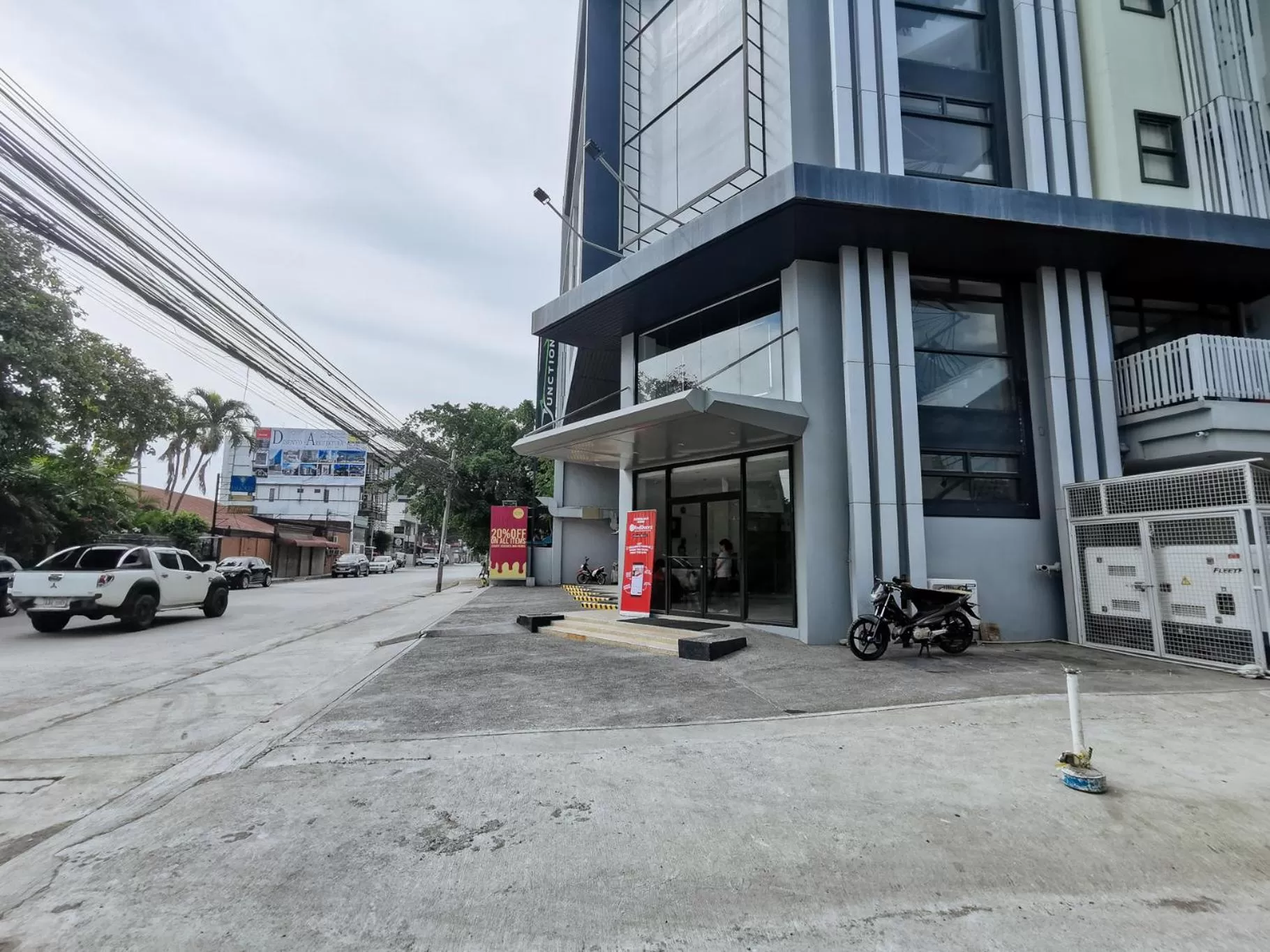 Property building in RedDoorz Plus near Bangko Sentral Ng Pilipinas Davao