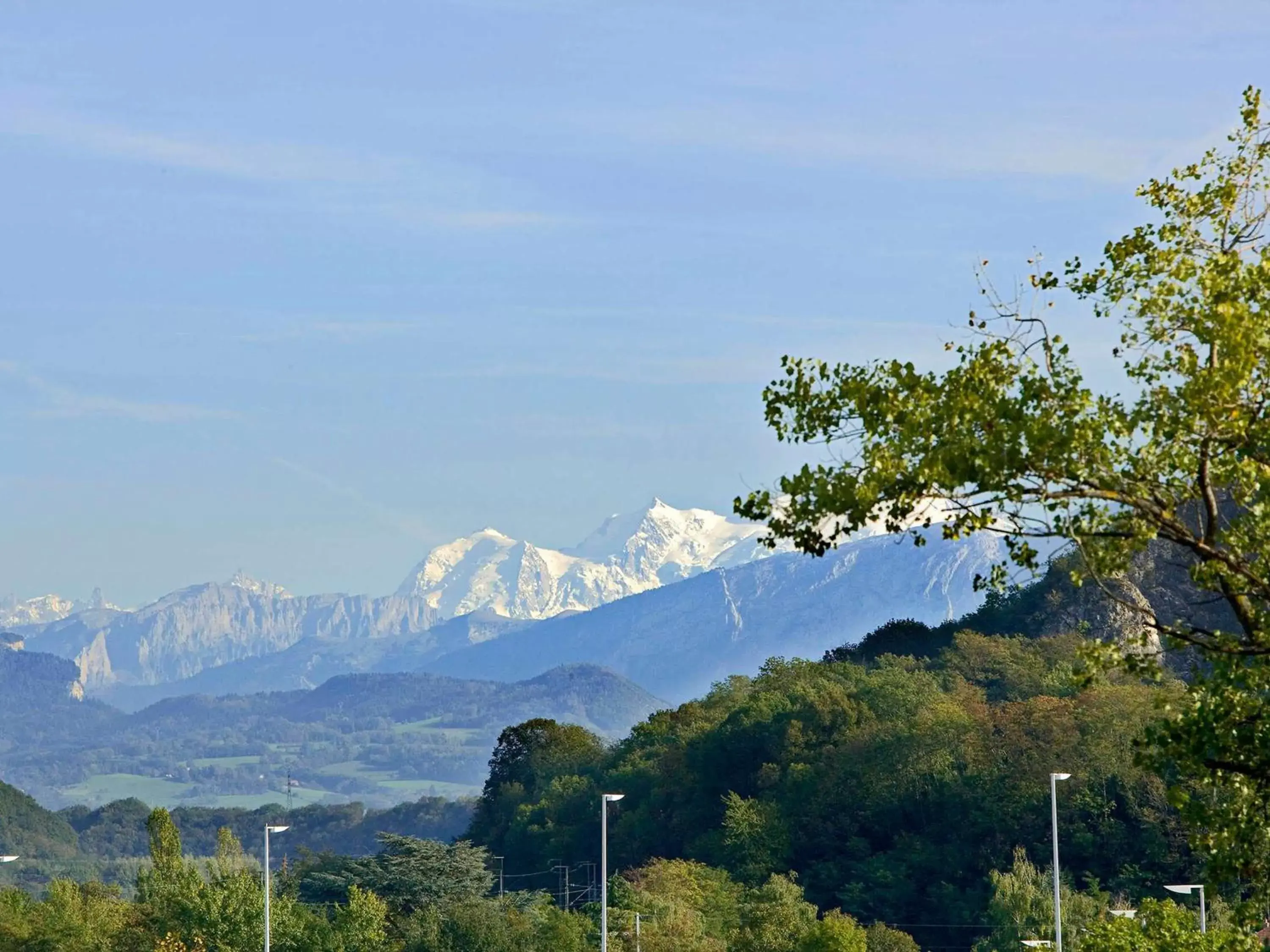 Sports, Mountain View in Mercure Annemasse Porte De Genève