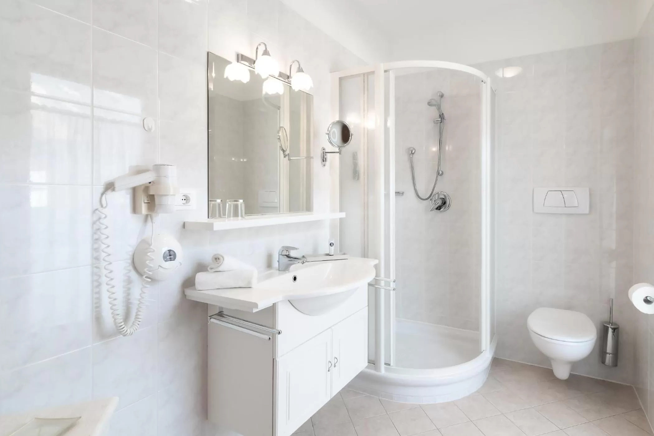 Shower in Hotel Villa Groff