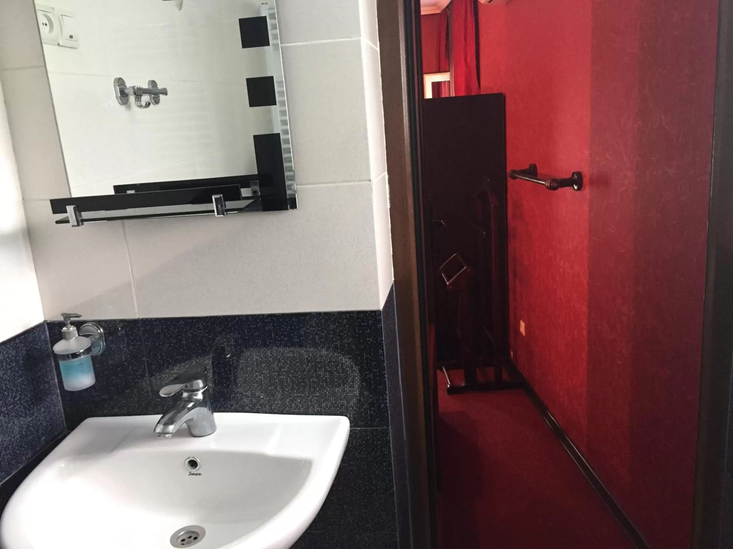 Bathroom in Hotel Formula-1