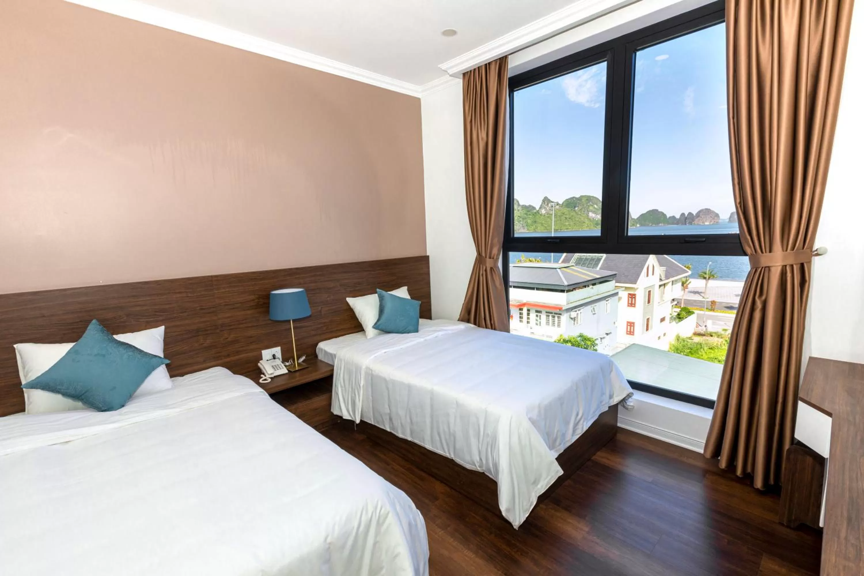 Minh Phong Hotel Ha Long