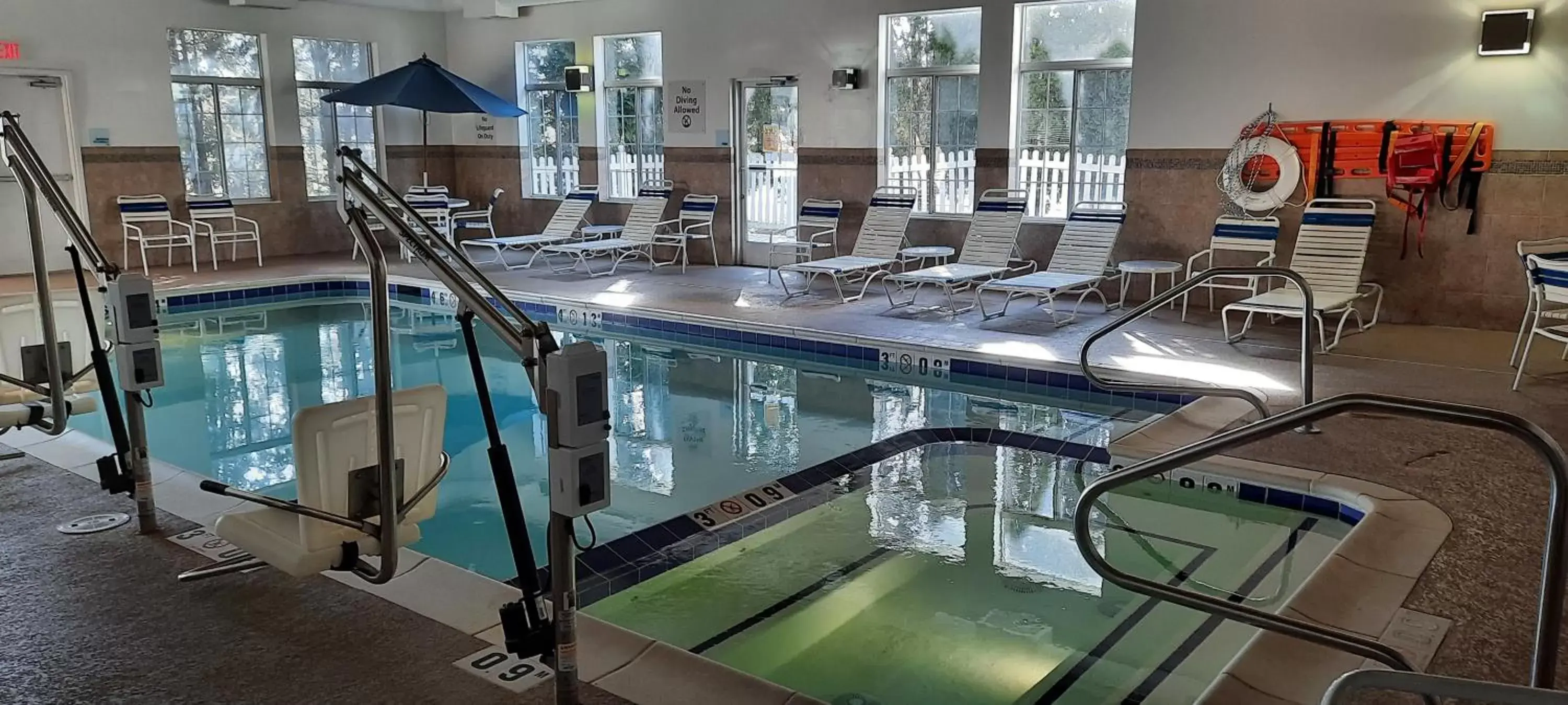 Swimming Pool in Holiday Inn Express & Suites New Buffalo, MI, an IHG Hotel