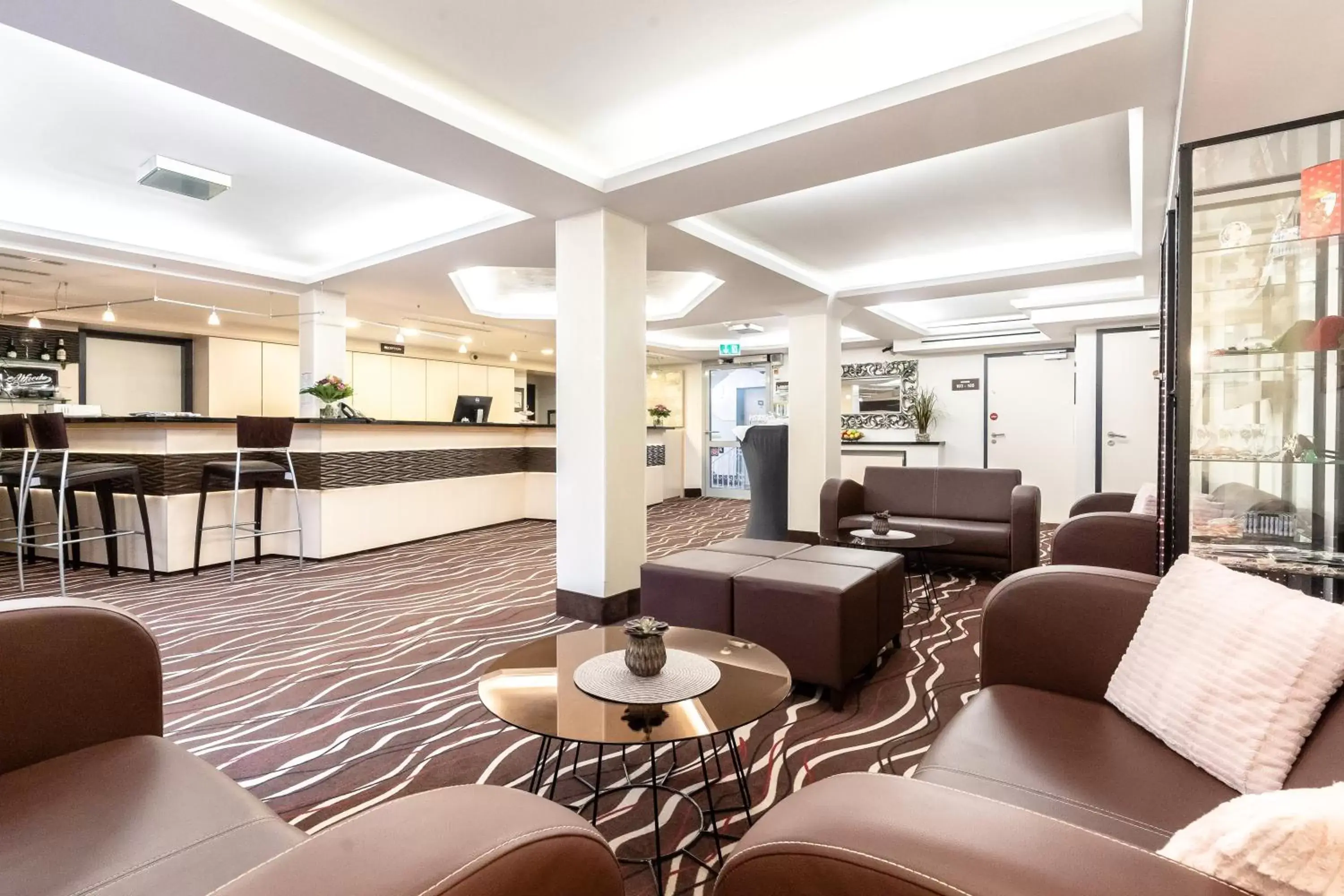 Lobby or reception, Lounge/Bar in Hotel Demas Garni