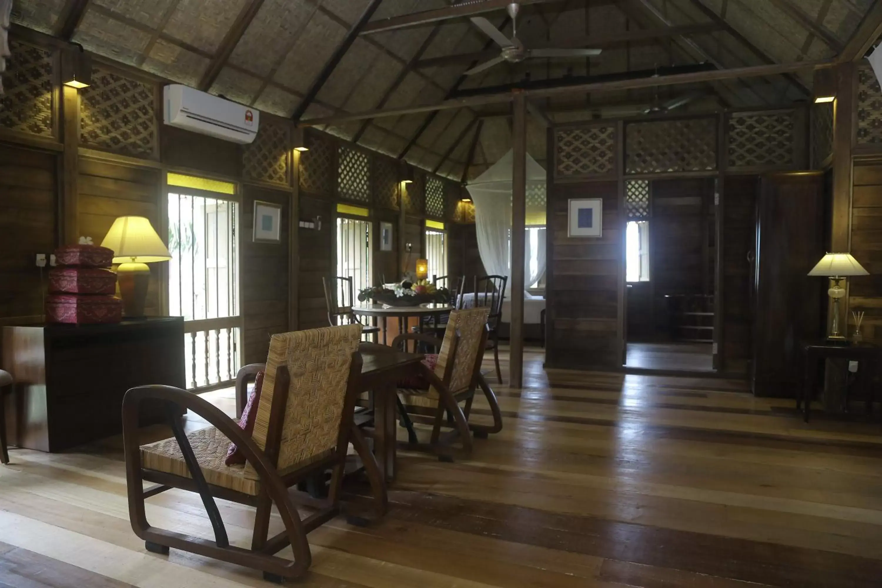 Restaurant/Places to Eat in Kunang Kunang Heritage Villas