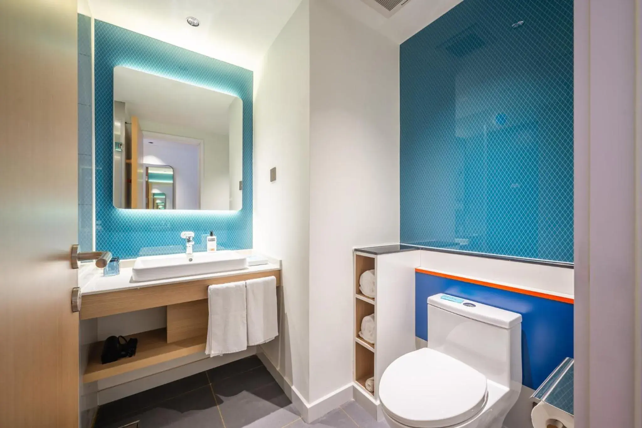 Bathroom in Holiday Inn Express Jurong Xianlin