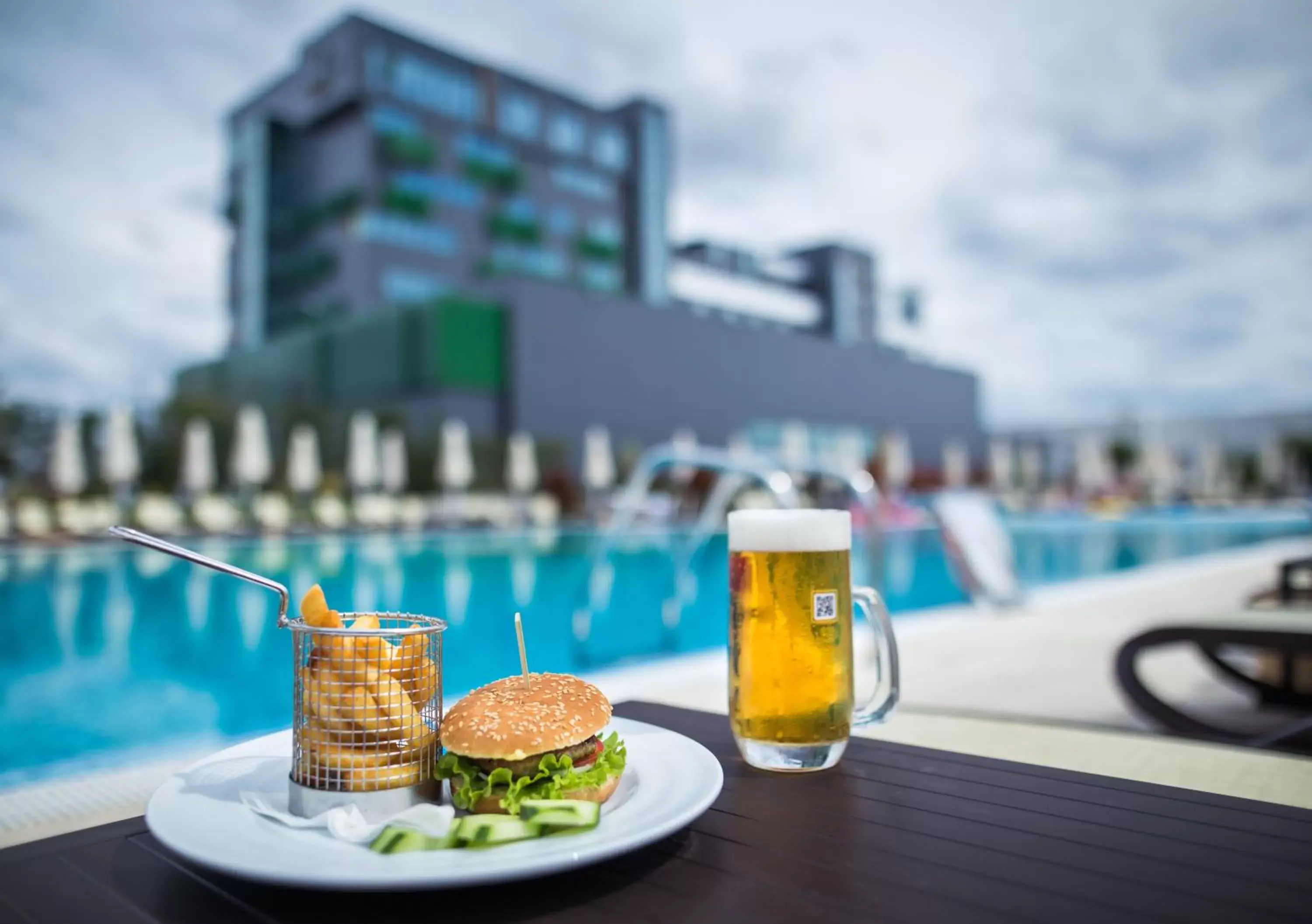 Pool view in Emerald Hotel Pool view in Emerald Hotel