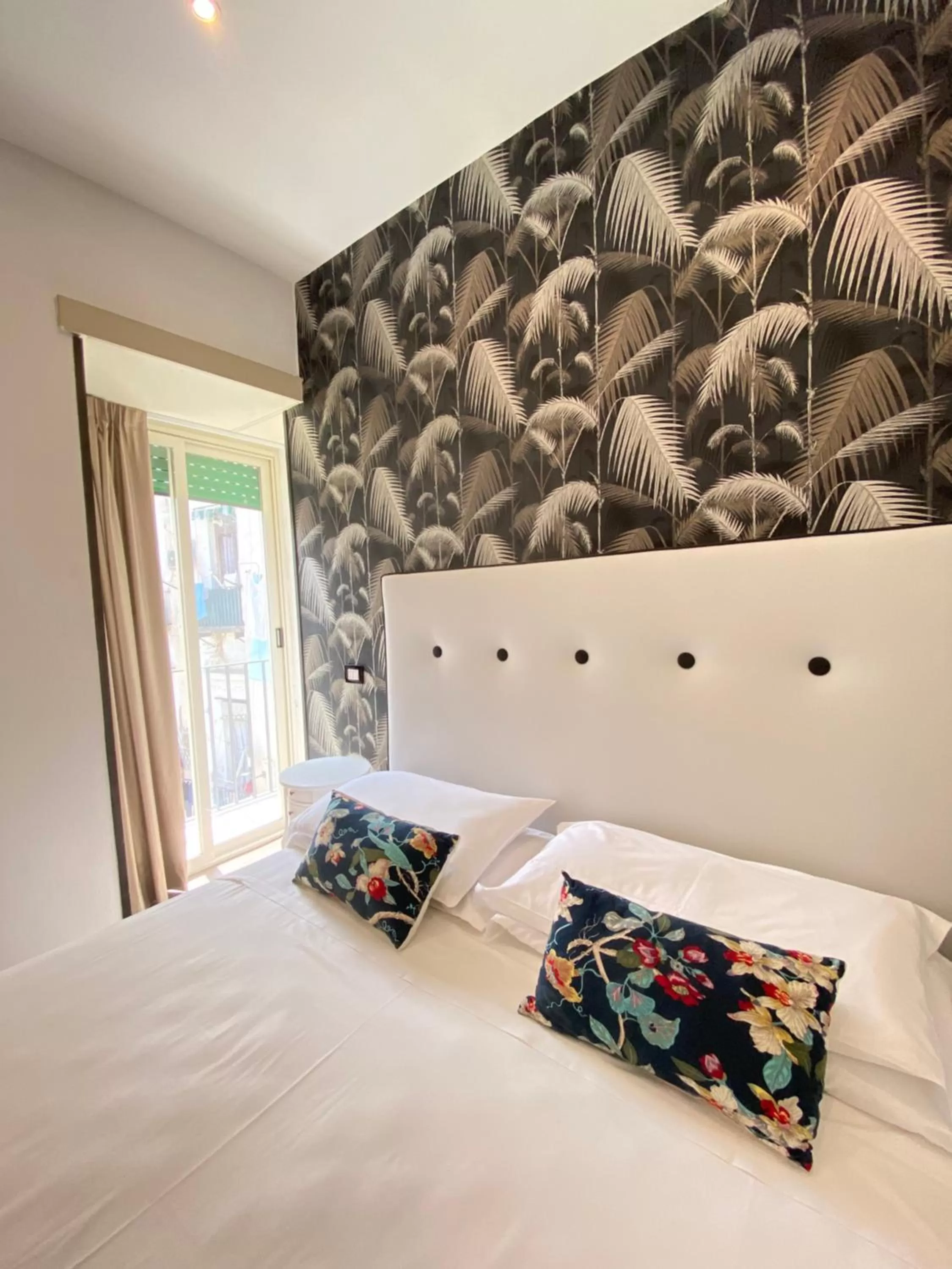 Bed in Hotel Europeo Napoli