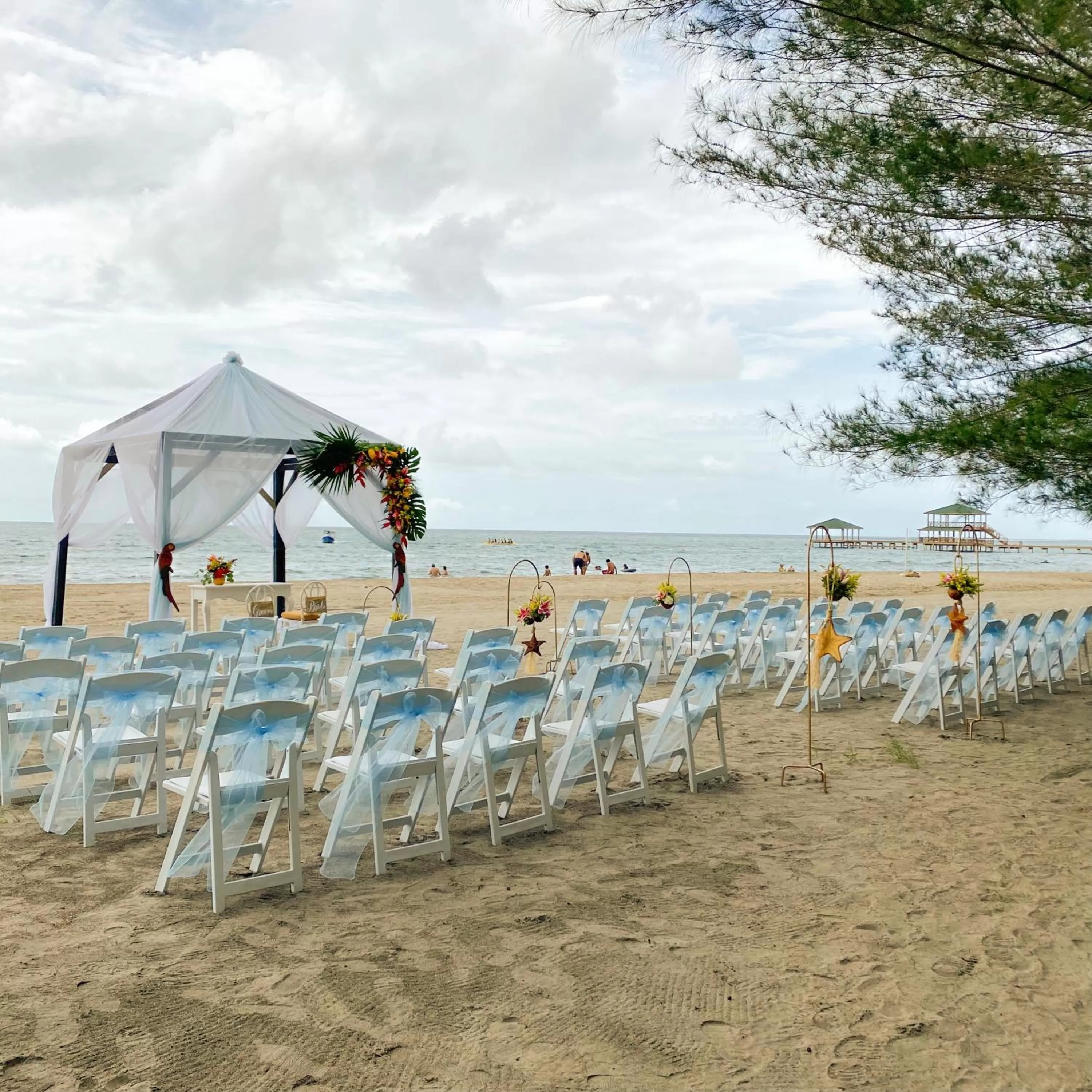 Beach in La Ensenada Beach Resort