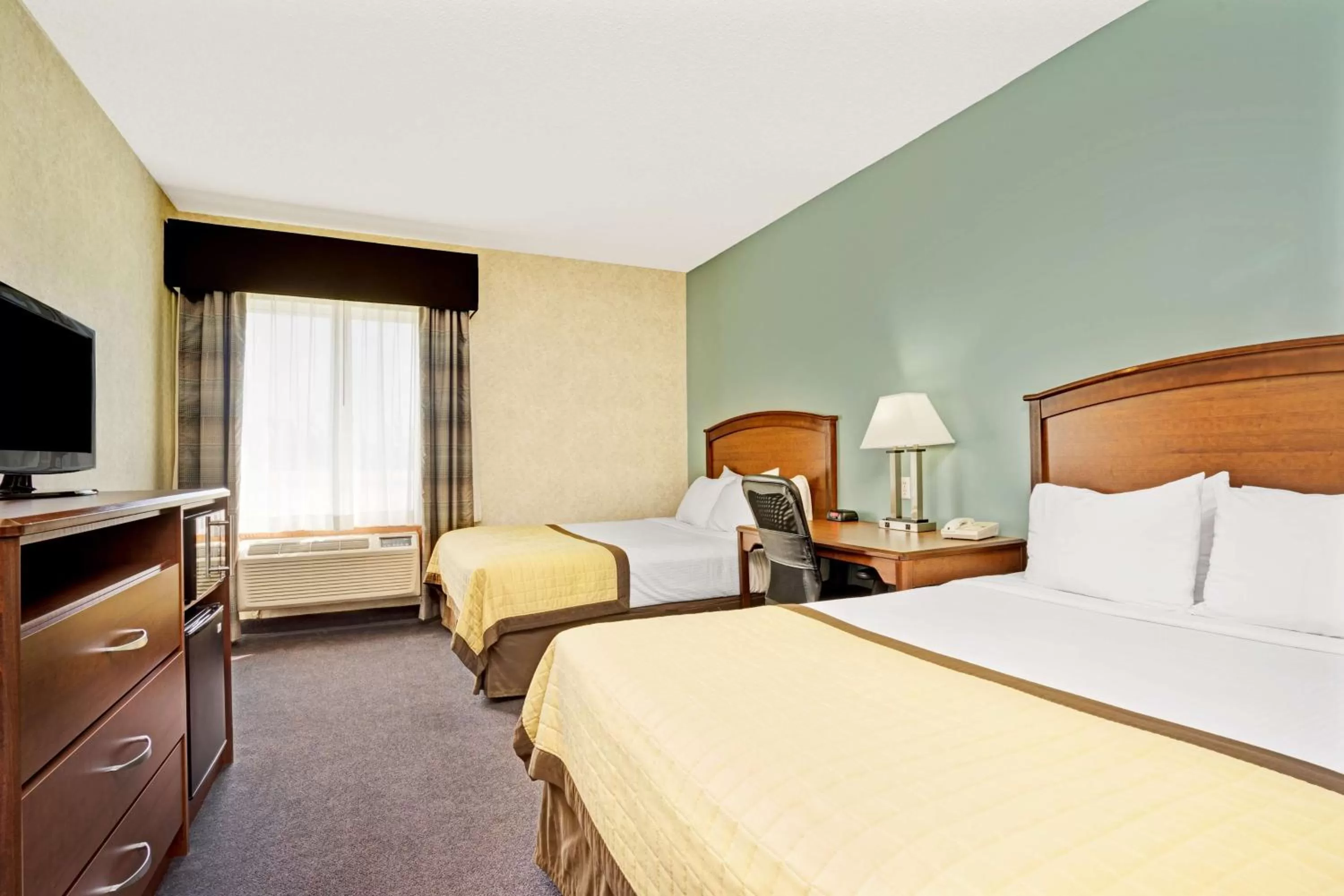 Queen Room with Two Queen Beds - Non-Smoking in Baymont by Wyndham Wahpeton