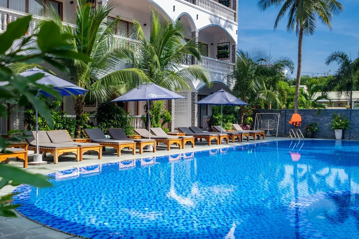 Balcony/Terrace, Swimming Pool in Brenta Phu Quoc Hotel