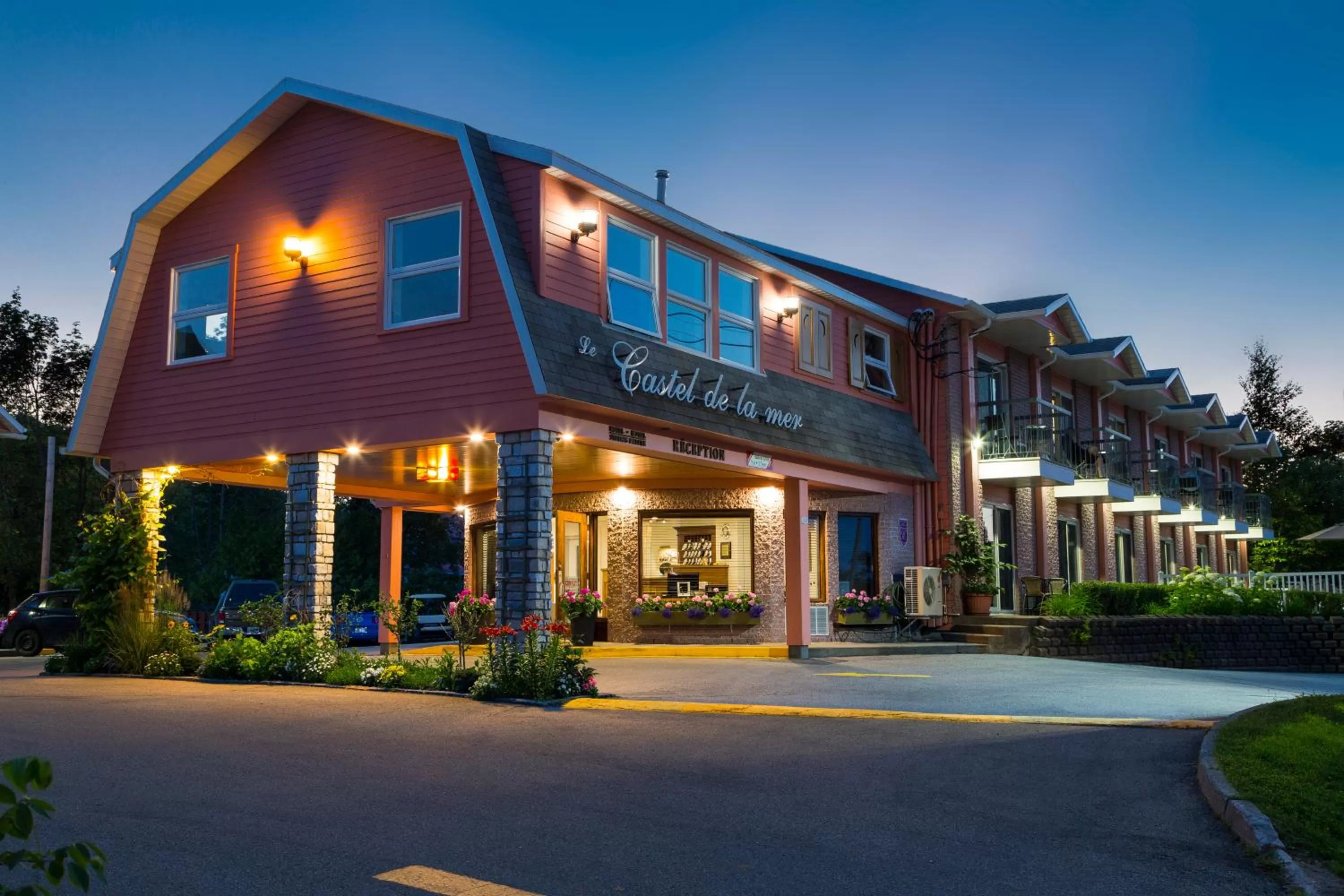 Facade/entrance in Hotel-Motel Castel de la Mer