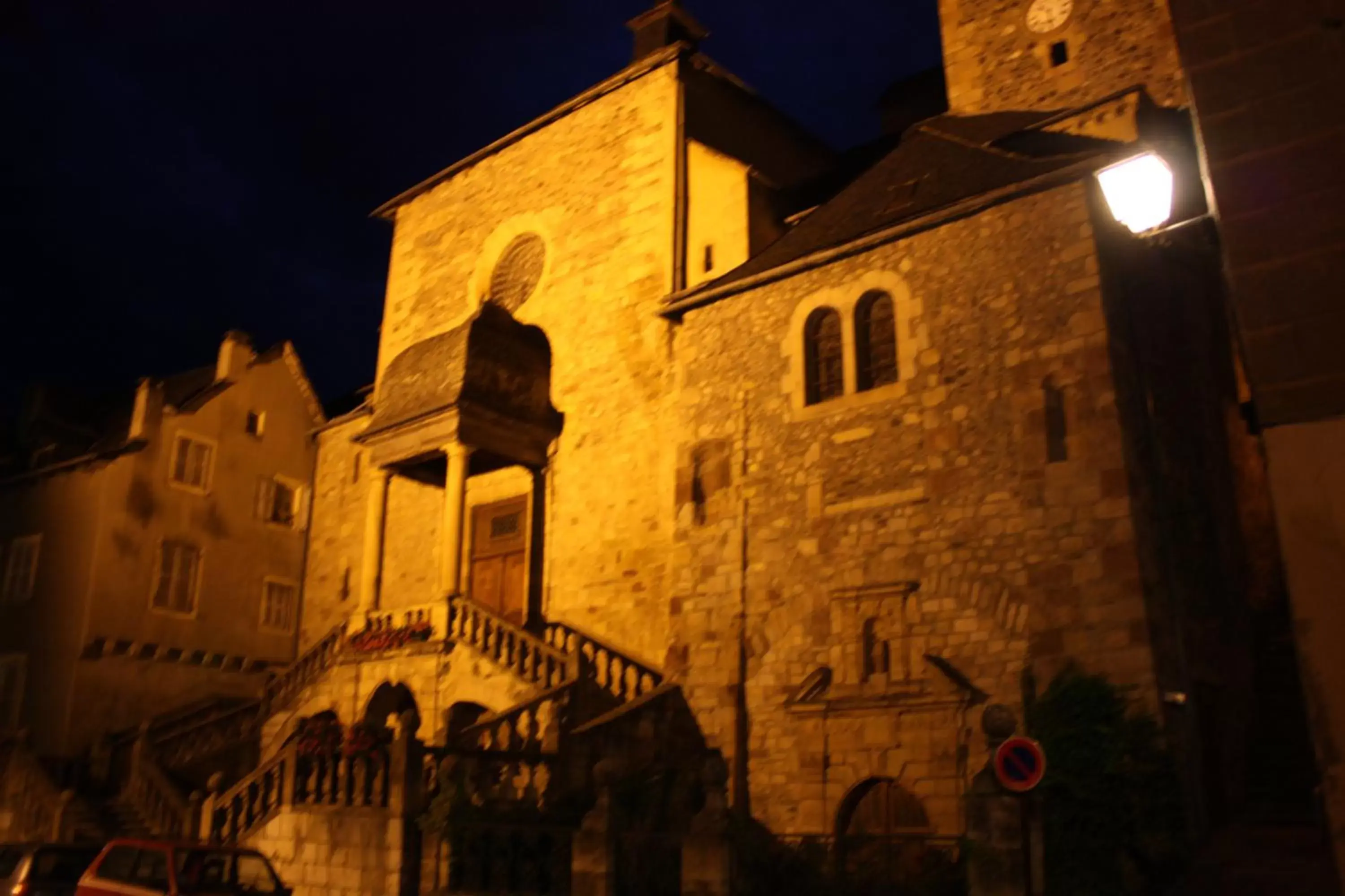 Nearby landmark, Property Building in Chateau Ricard