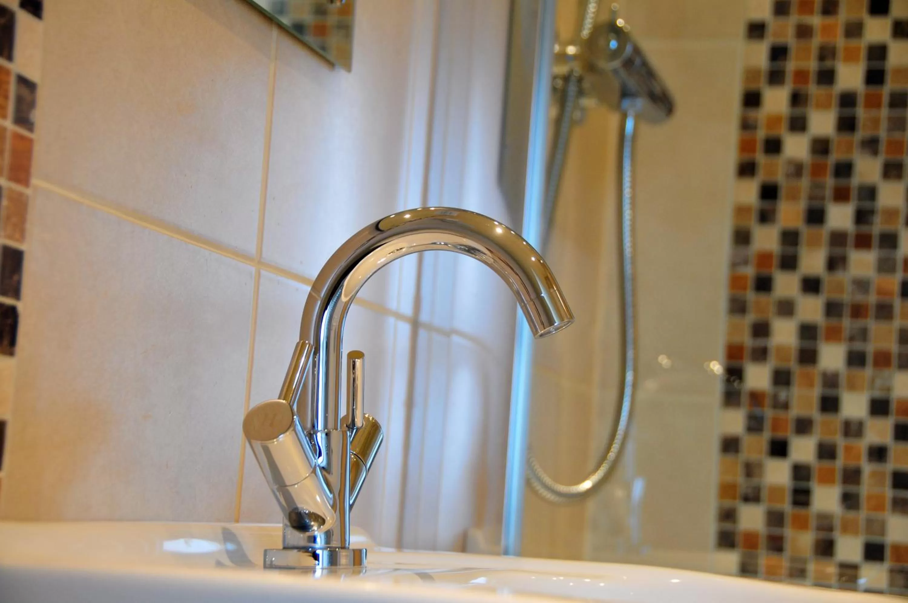 Bathroom in Schiehallion Hotel