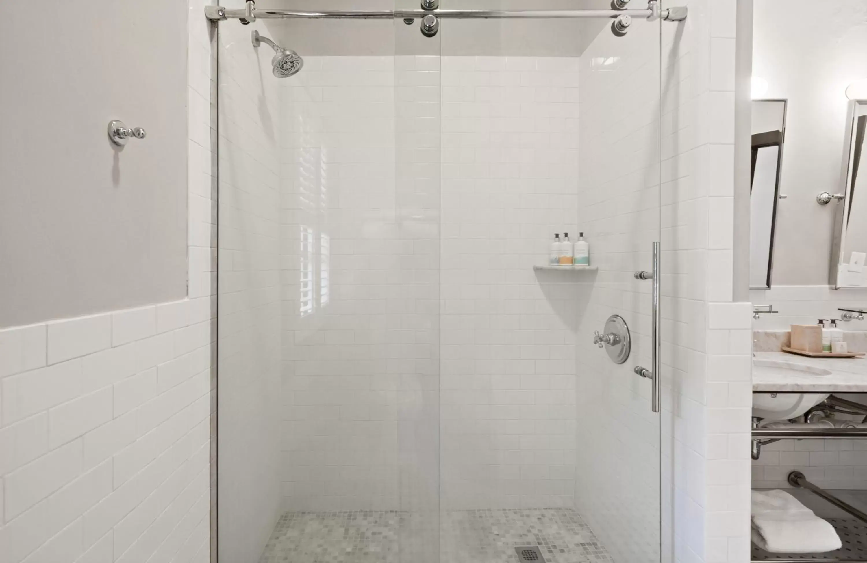 Shower, Bathroom in Jekyll Island Club Resort