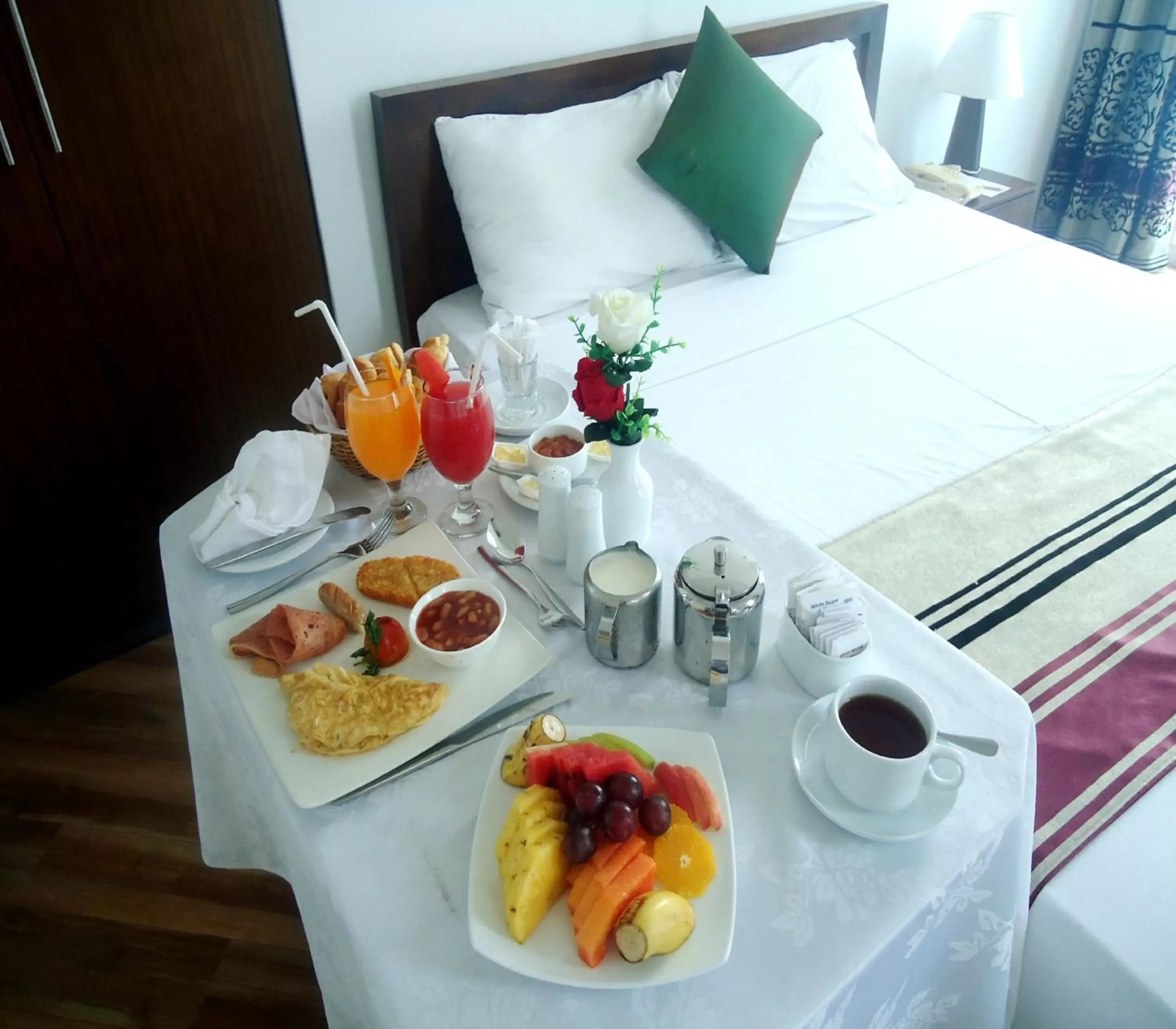 Breakfast in Global Towers Hotel & Apartments