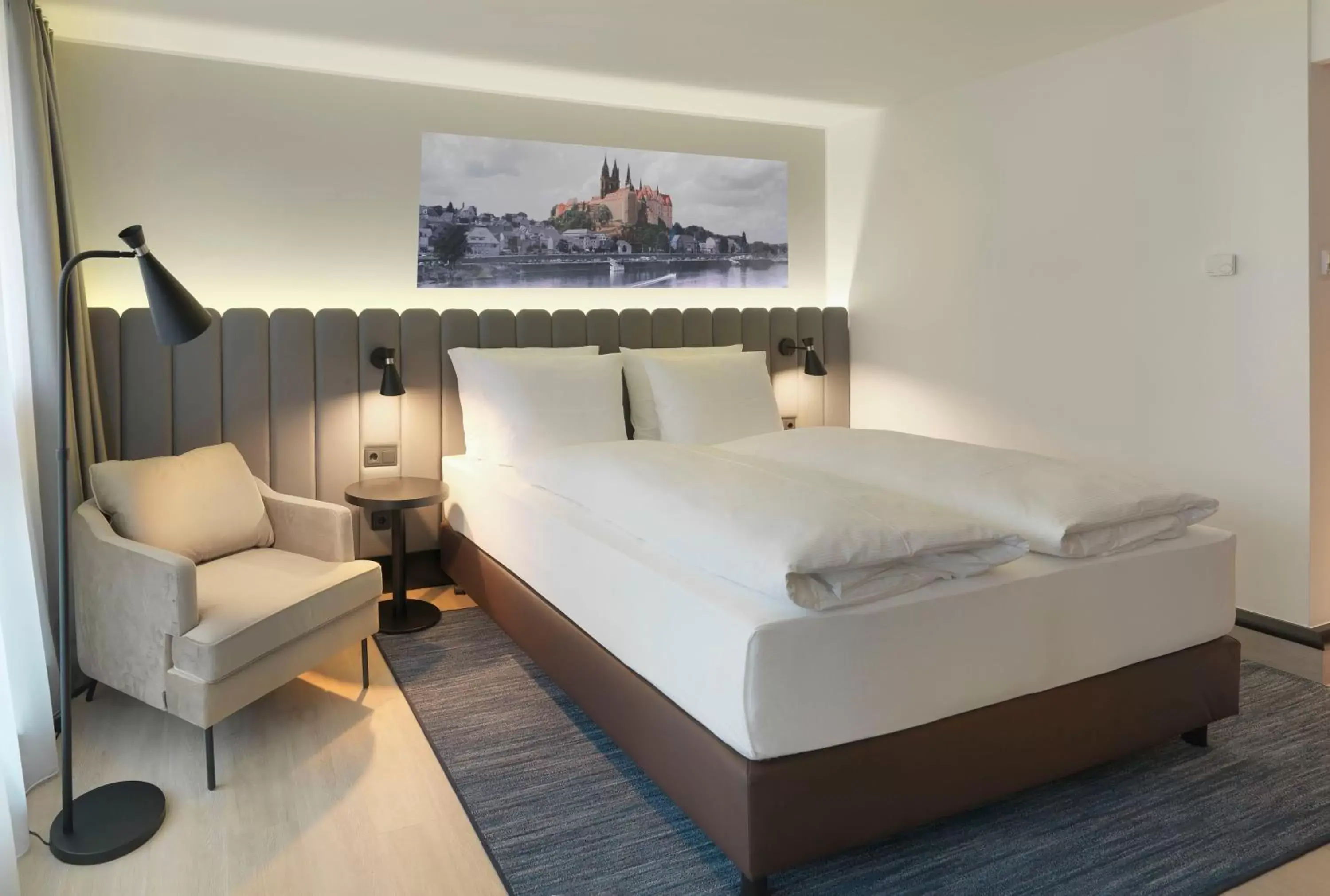 Photo of the whole room, Bed in Radisson Blu Park Hotel & Conference Centre Photo of the whole room, Bed in Radisson Blu Park Hotel & Conference Centre