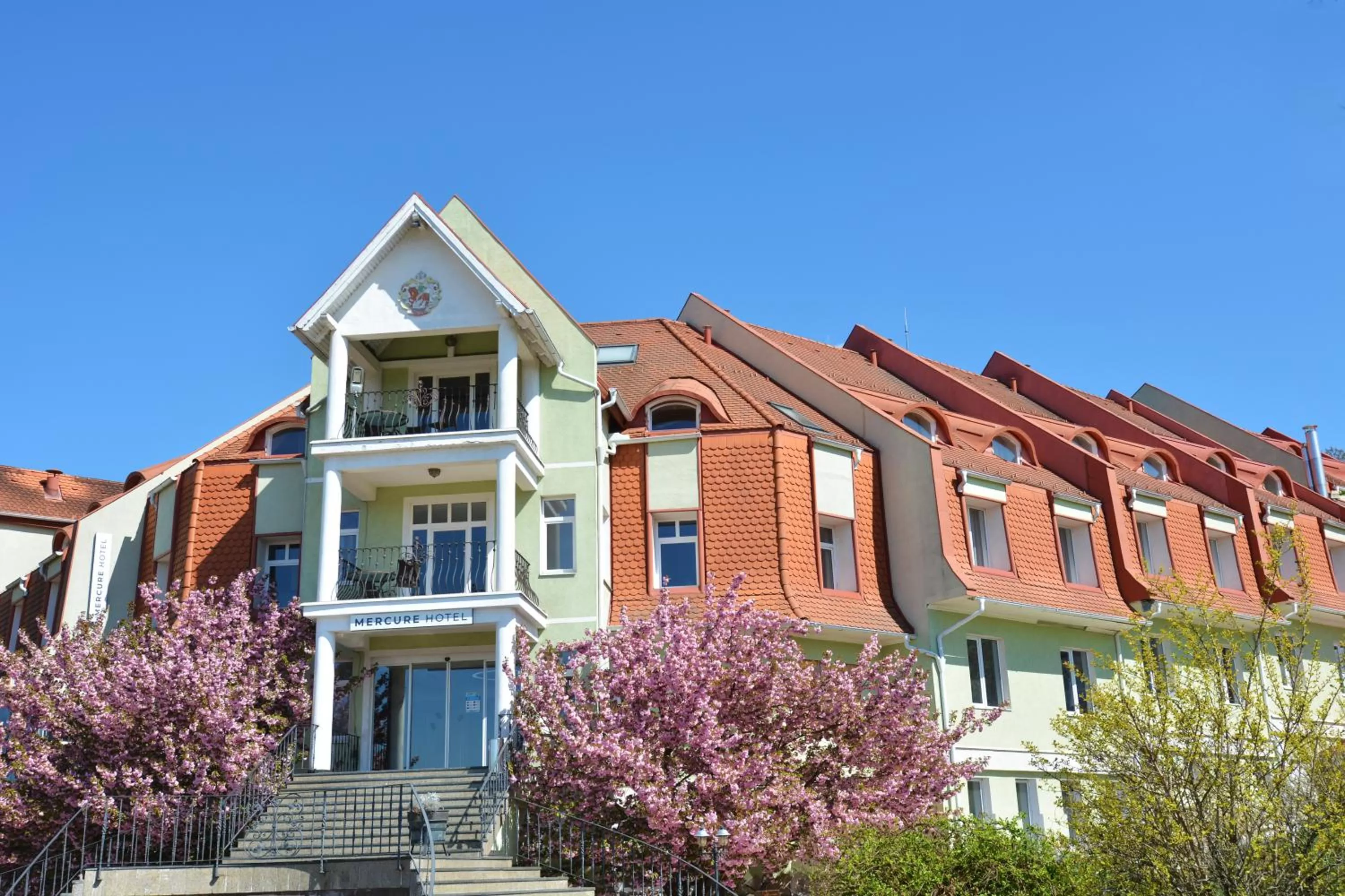 Property building in Mercure Medias Binderbubi Hotel And Spa