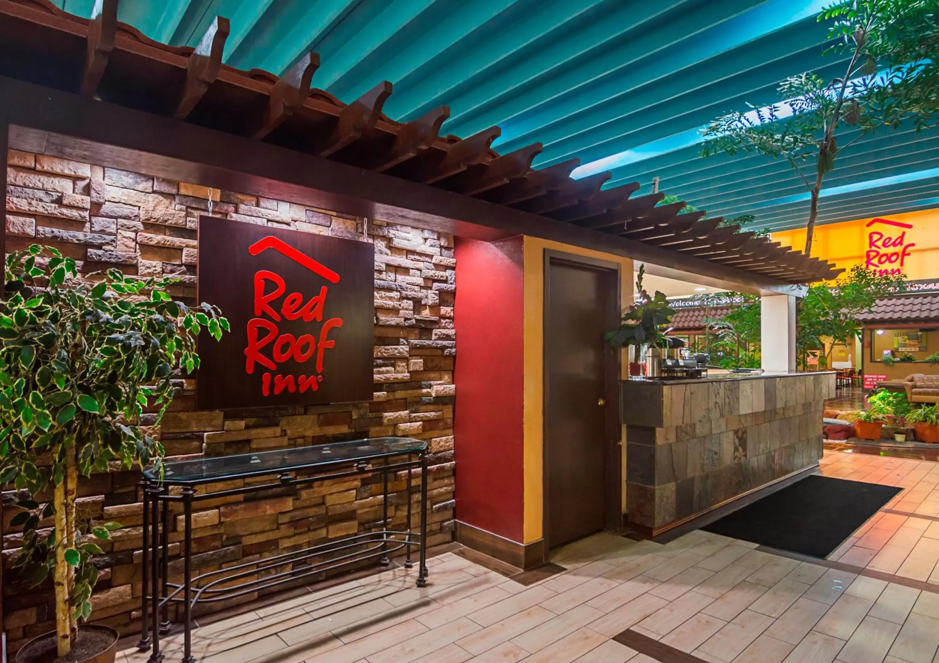 Decorative detail, Lobby/Reception in Red Roof Inn & Conference Center Lubbock