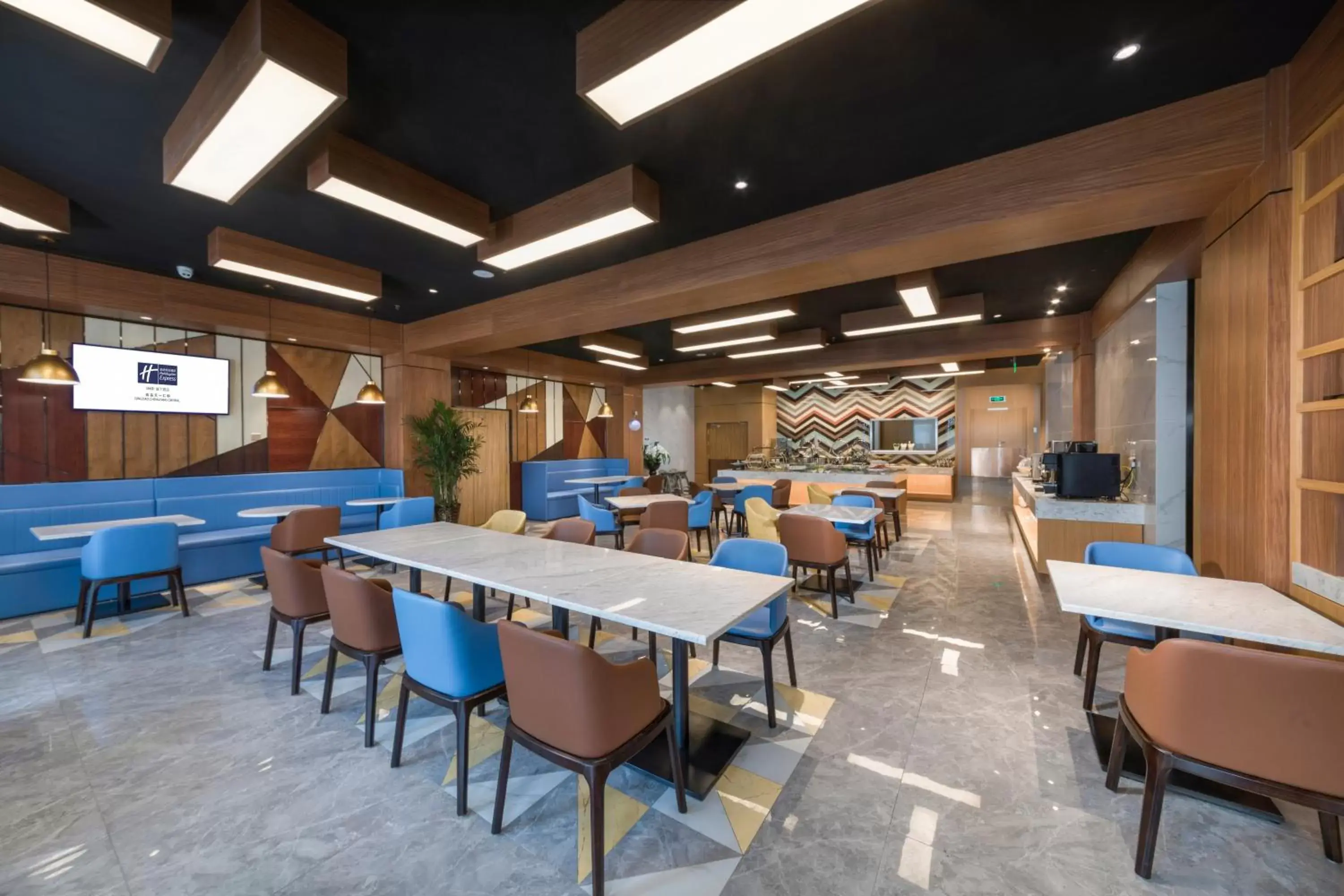 Restaurant/places to eat in Holiday Inn Express Qingdao Chengyang Central by IHG Restaurant/places to eat in Holiday Inn Express Qingdao Chengyang Central by IHG