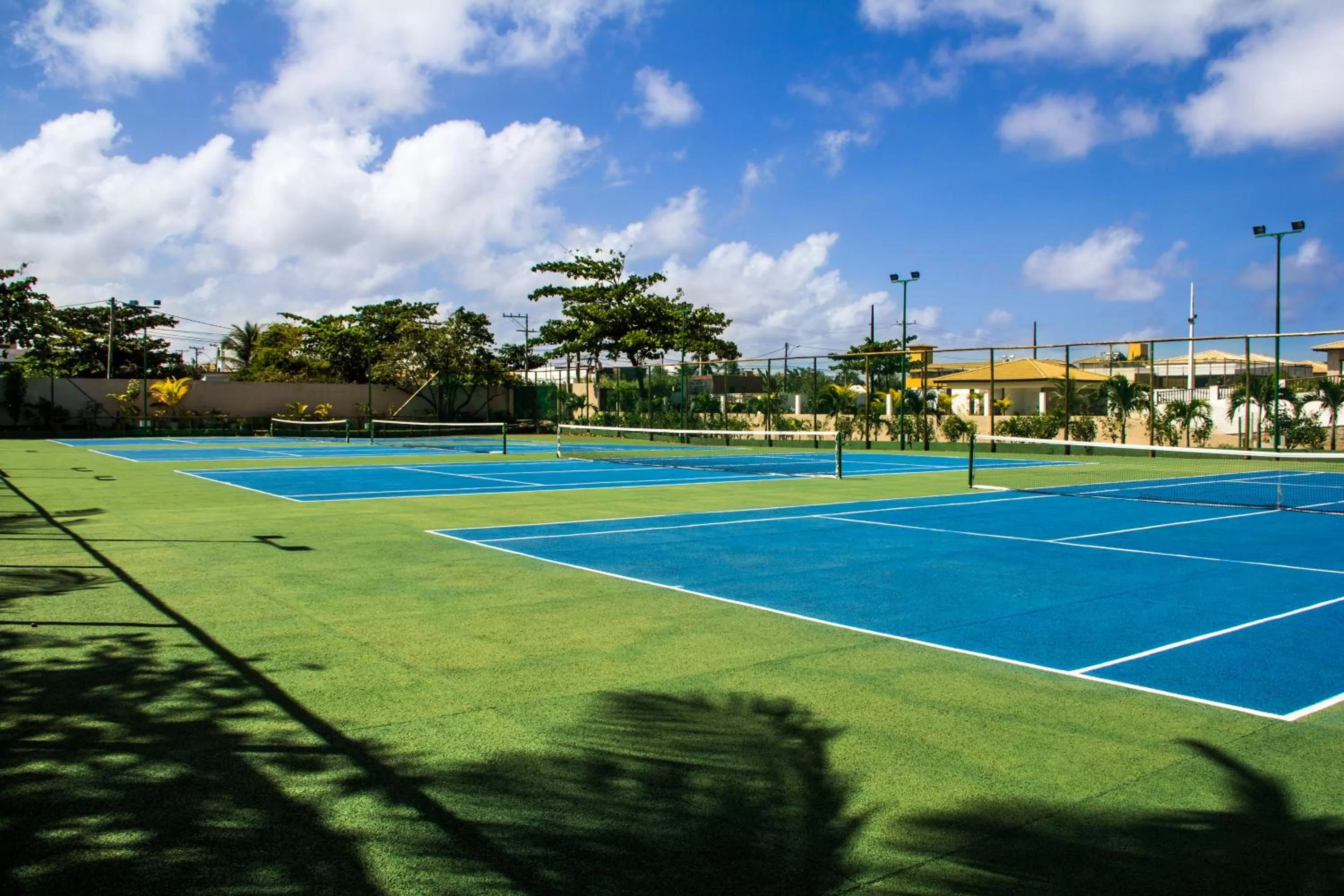 Tennis court in Catussaba Resort Hotel