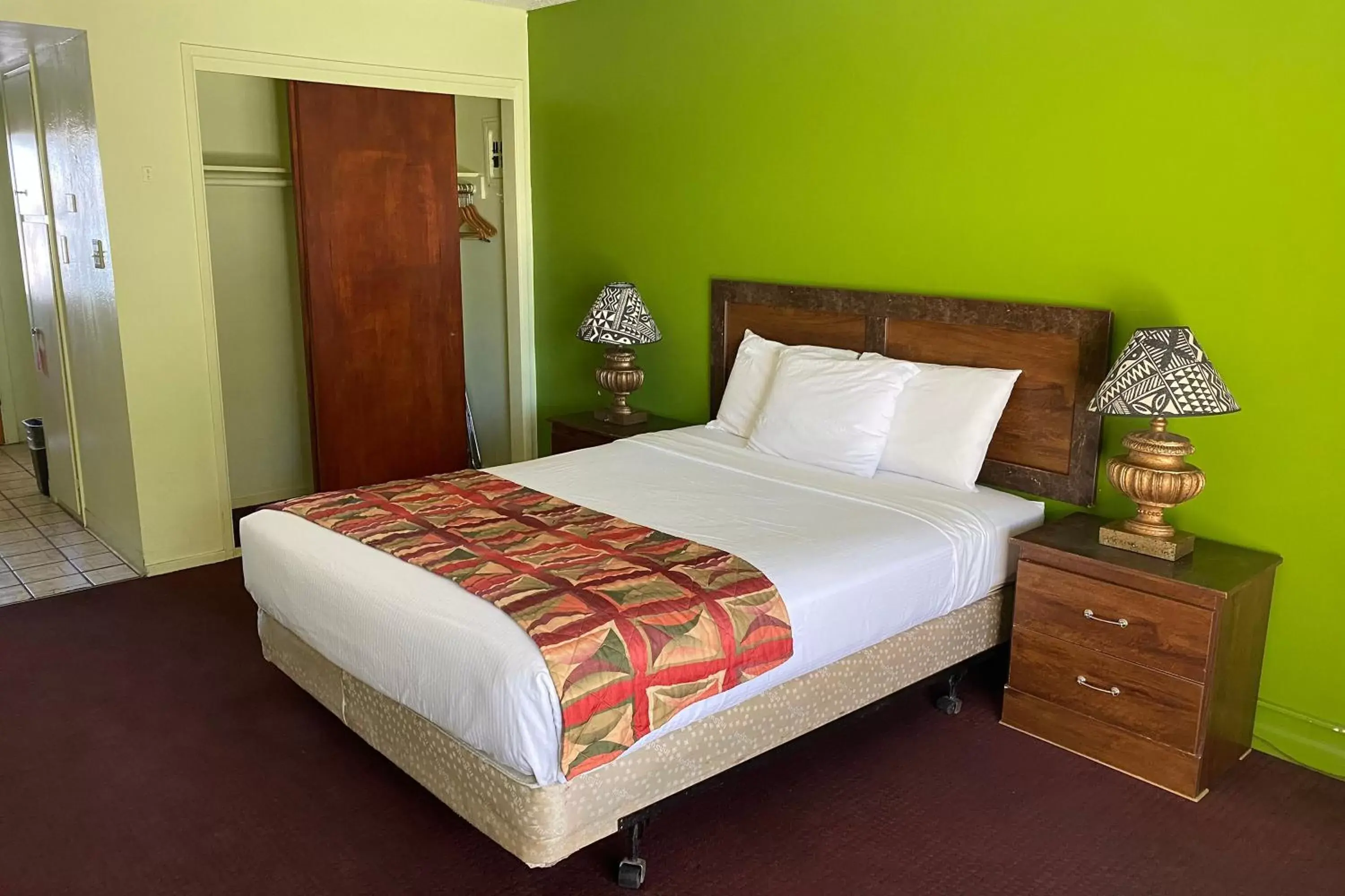 Bedroom, Bed in OYO Hotel Yuma AZ Desert Grove