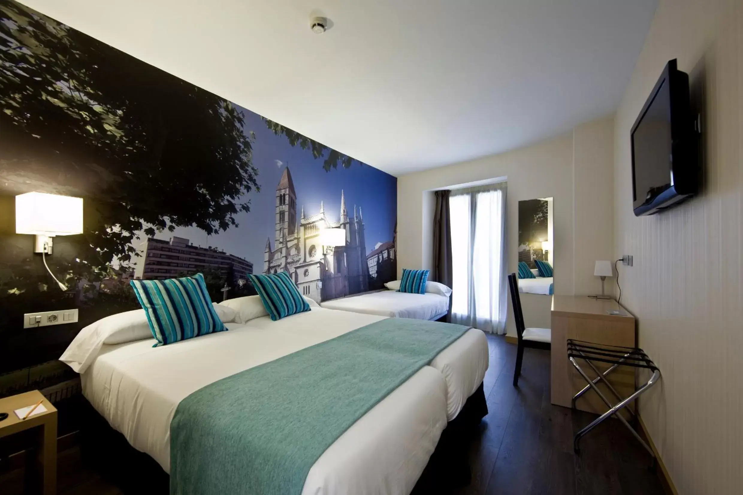 Triple Room in ELE Enara Boutique Hotel