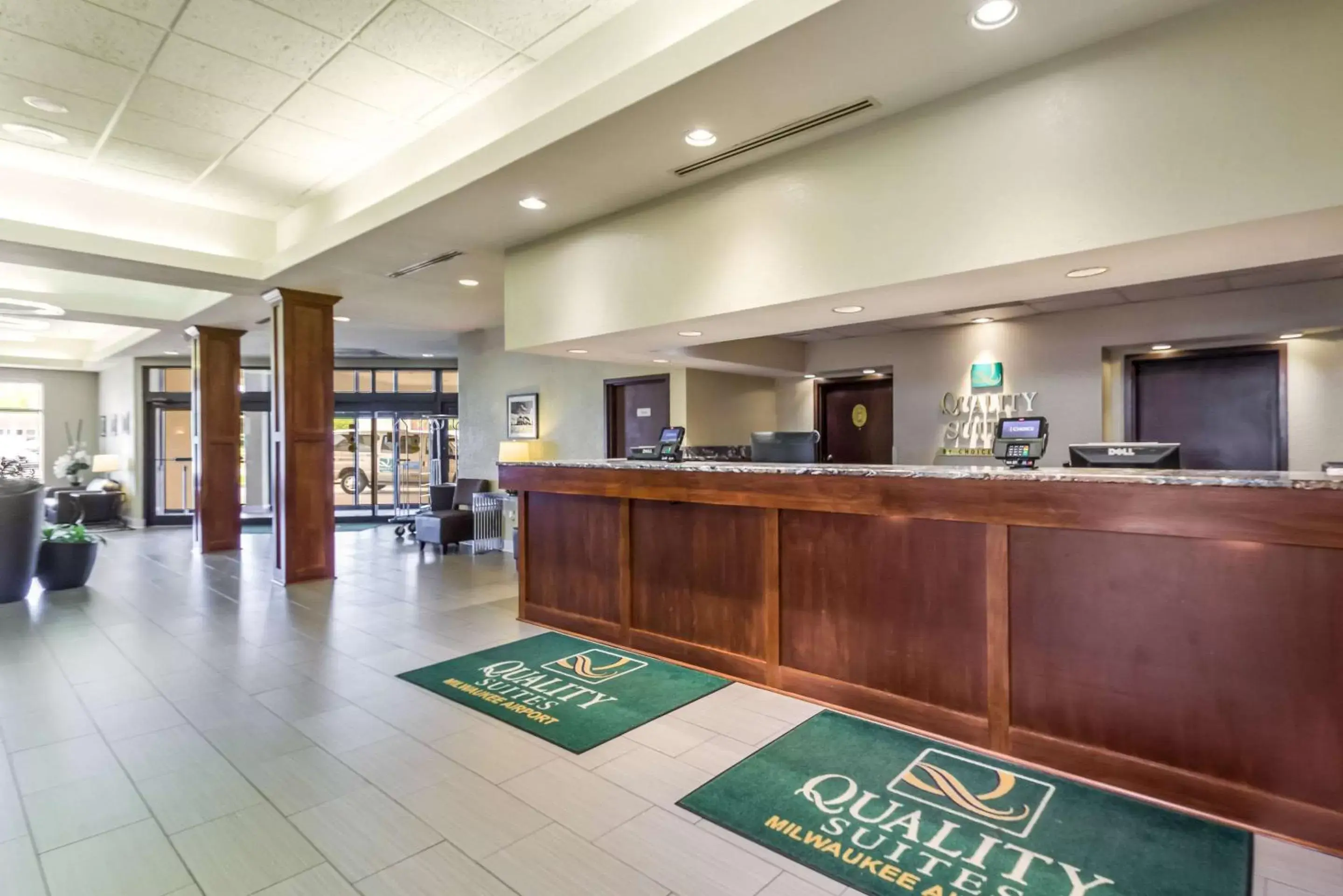 Lobby or reception, Lobby/Reception in Quality Suites Milwaukee Airport