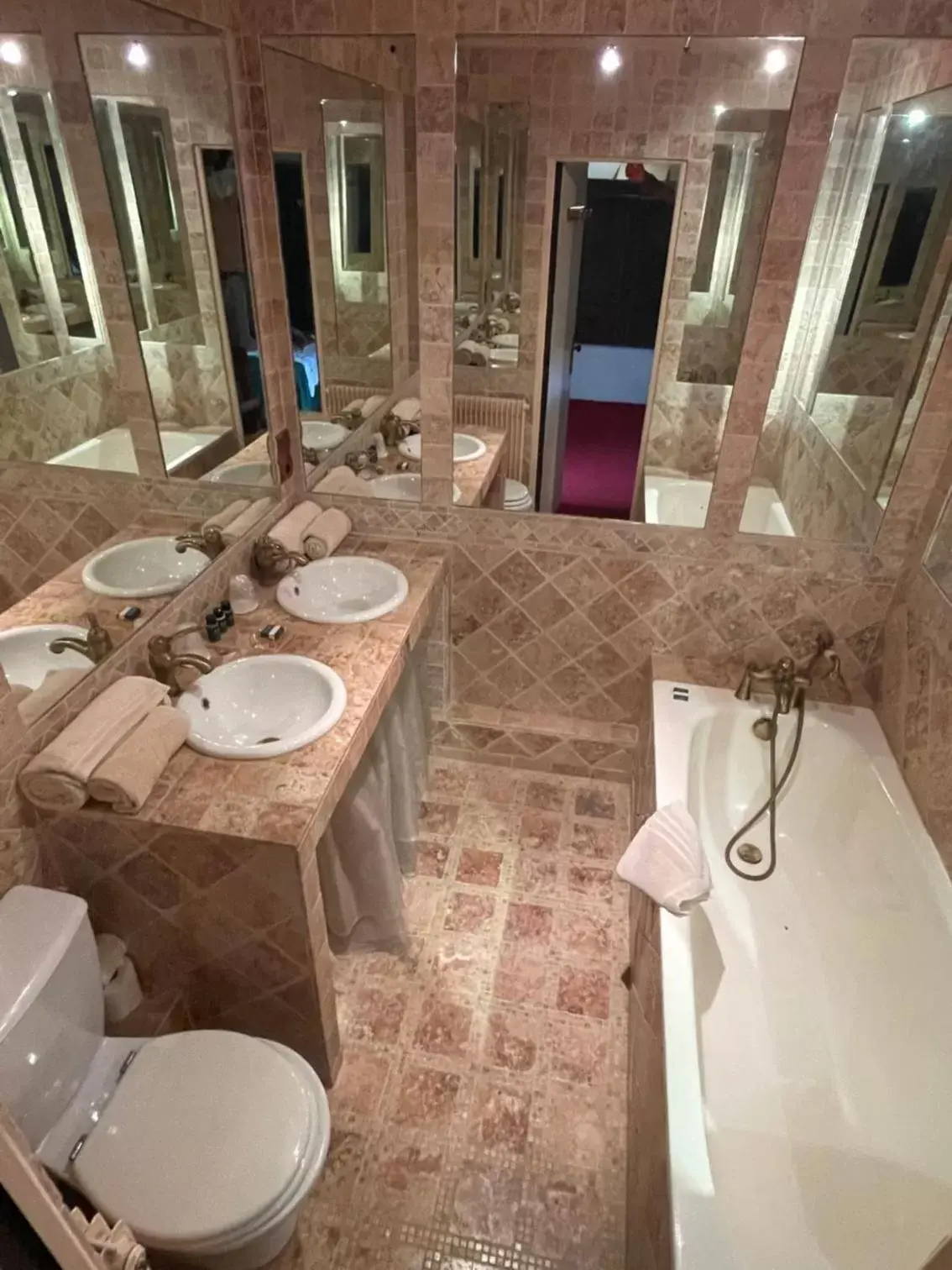 Bathroom in Manoir de la Rémonière
