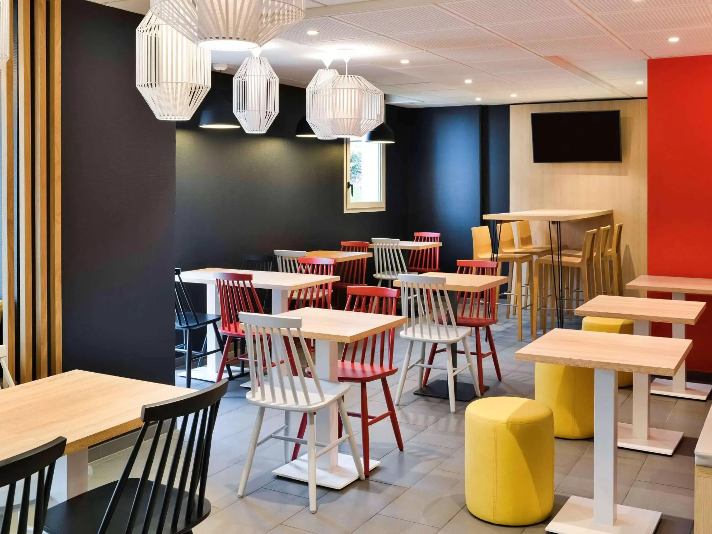 On site, Restaurant/Places to Eat in Aparthotel Adagio Access Dijon République