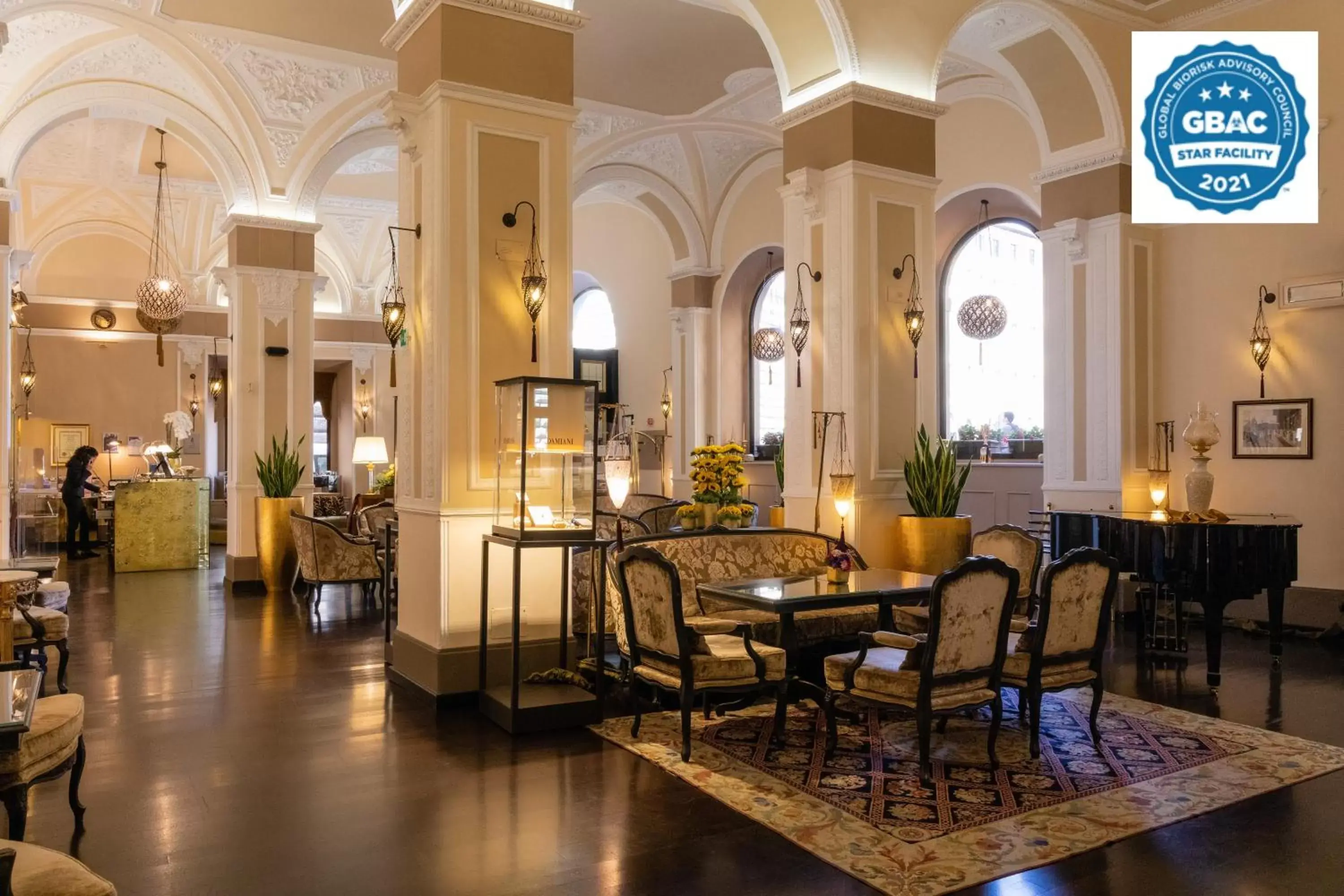 Lobby or reception in Hotel Bernini Palace