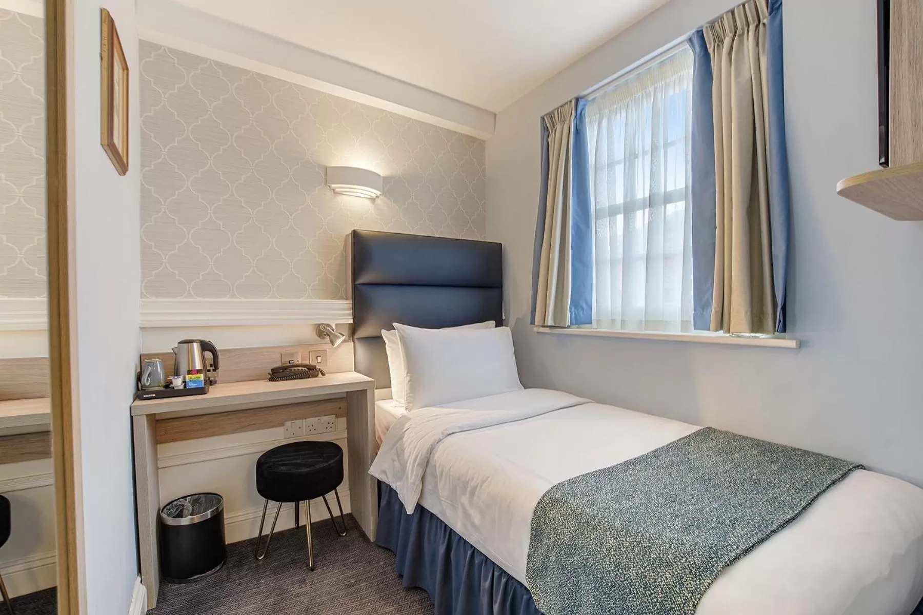 Bedroom, Bed in The Judd Hotel