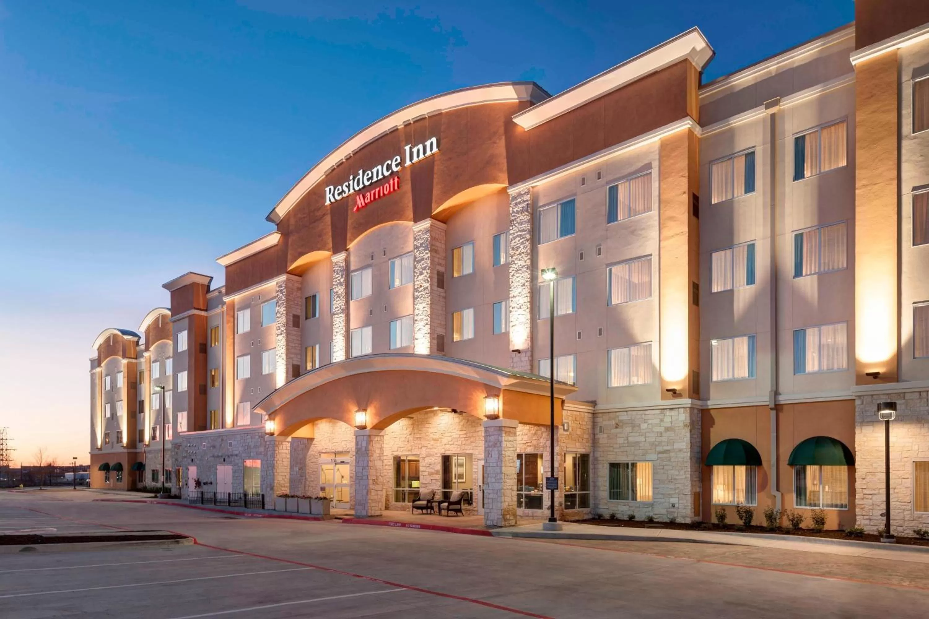 Property building in Residence Inn by Marriott Dallas Plano/Richardson
