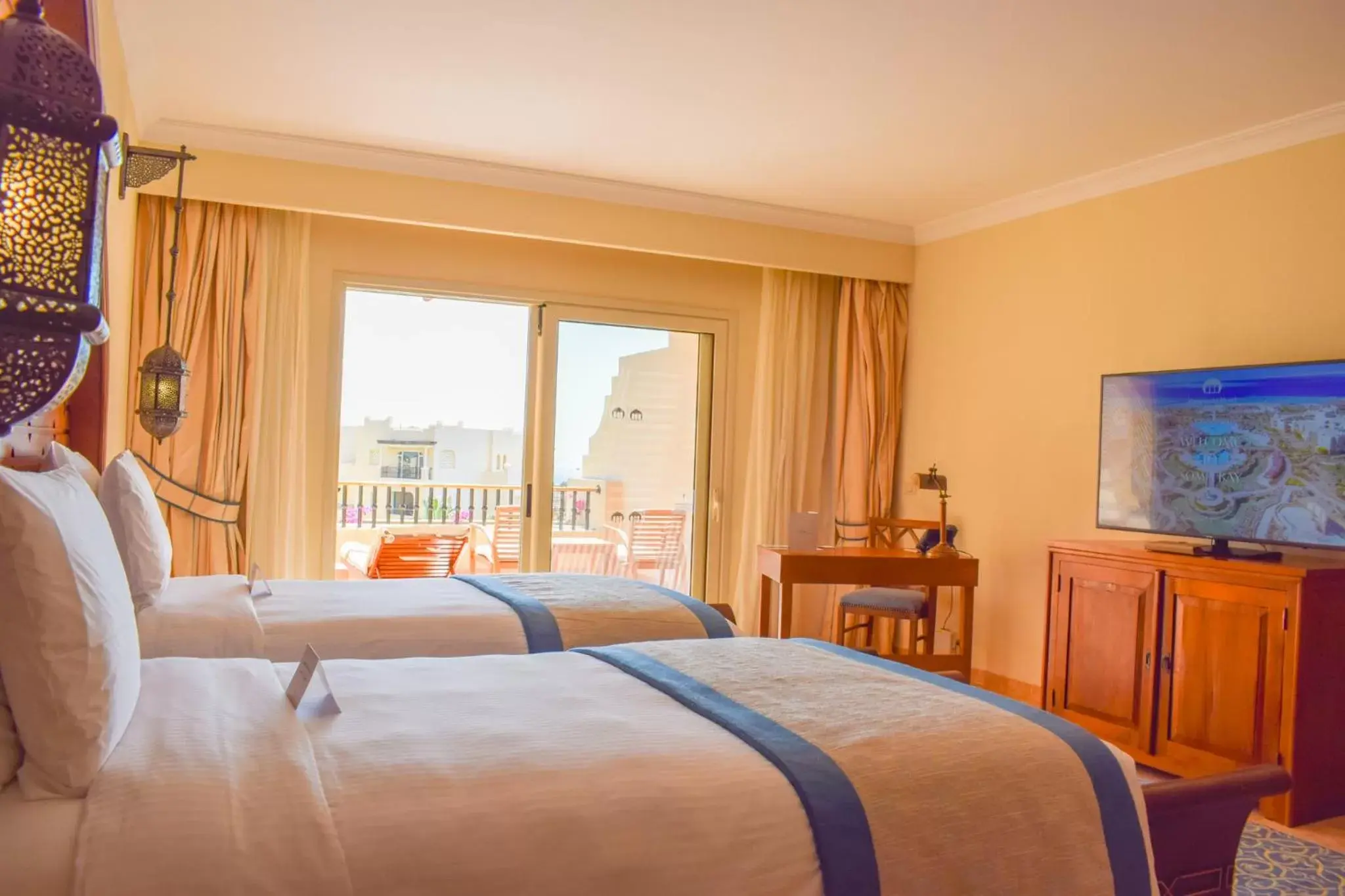 Bedroom, Bed in Kempinski Hotel Soma Bay