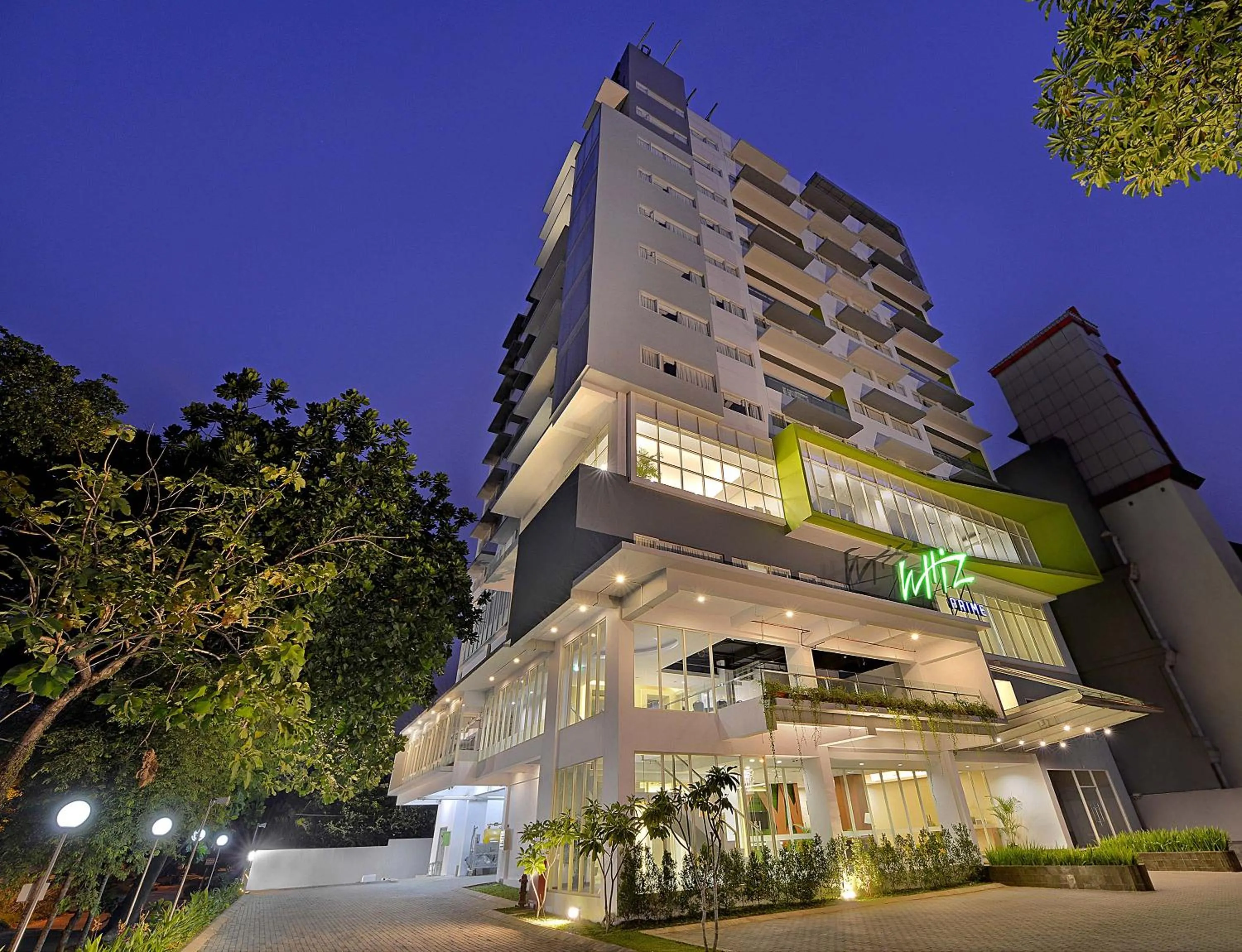 Property building in Whiz Prime Hotel Pajajaran Bogor