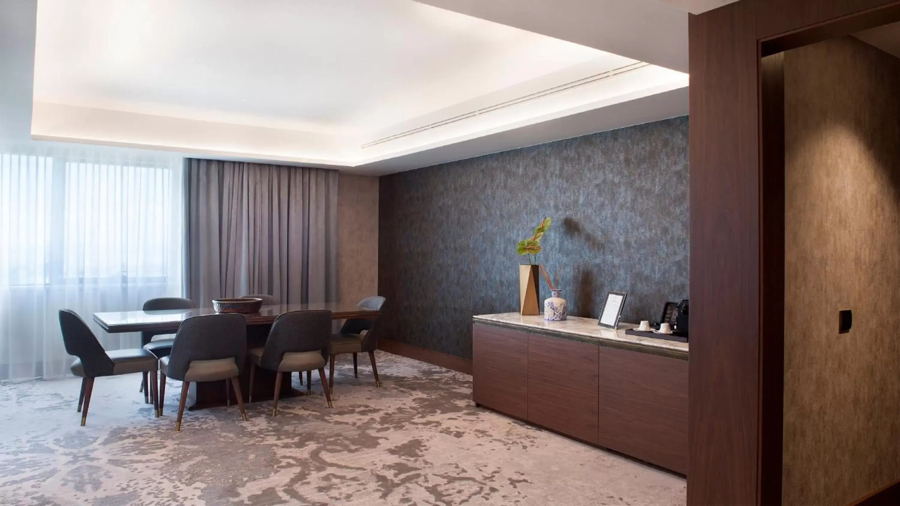 Photo of the whole room in InterContinental Lisbon, an IHG Hotel