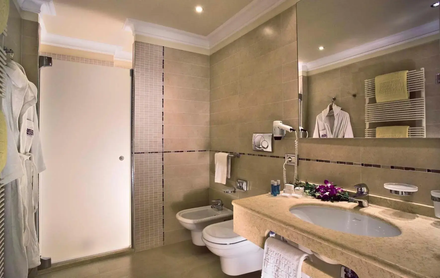 Bathroom in Esplanade Tergesteo - Luxury Retreat