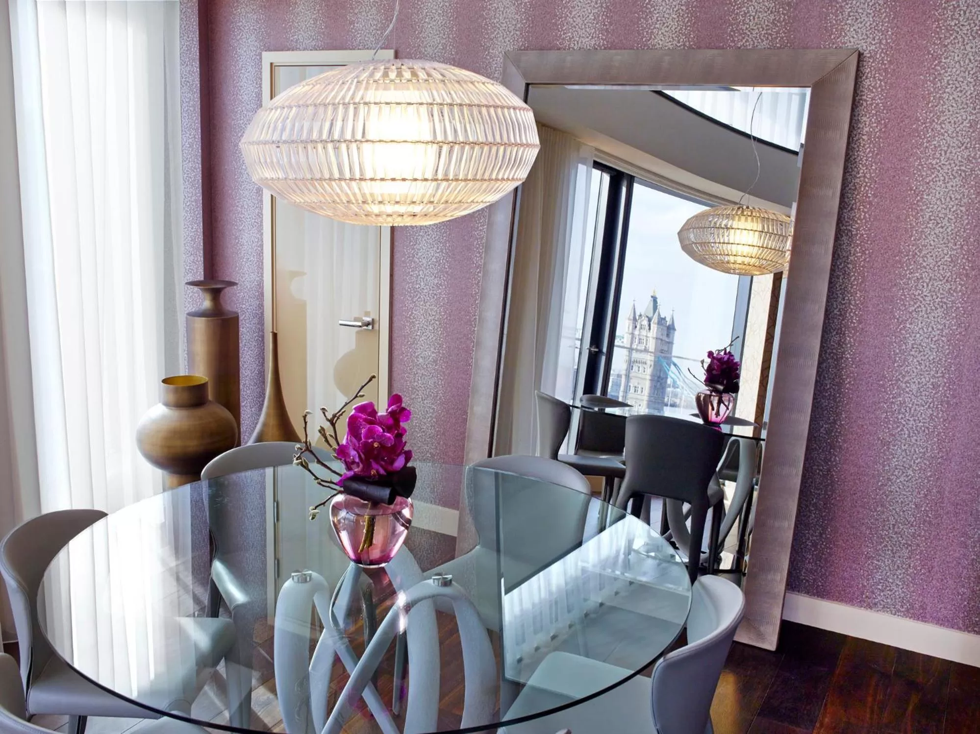 Dining area in Cheval Three Quays at The Tower of London