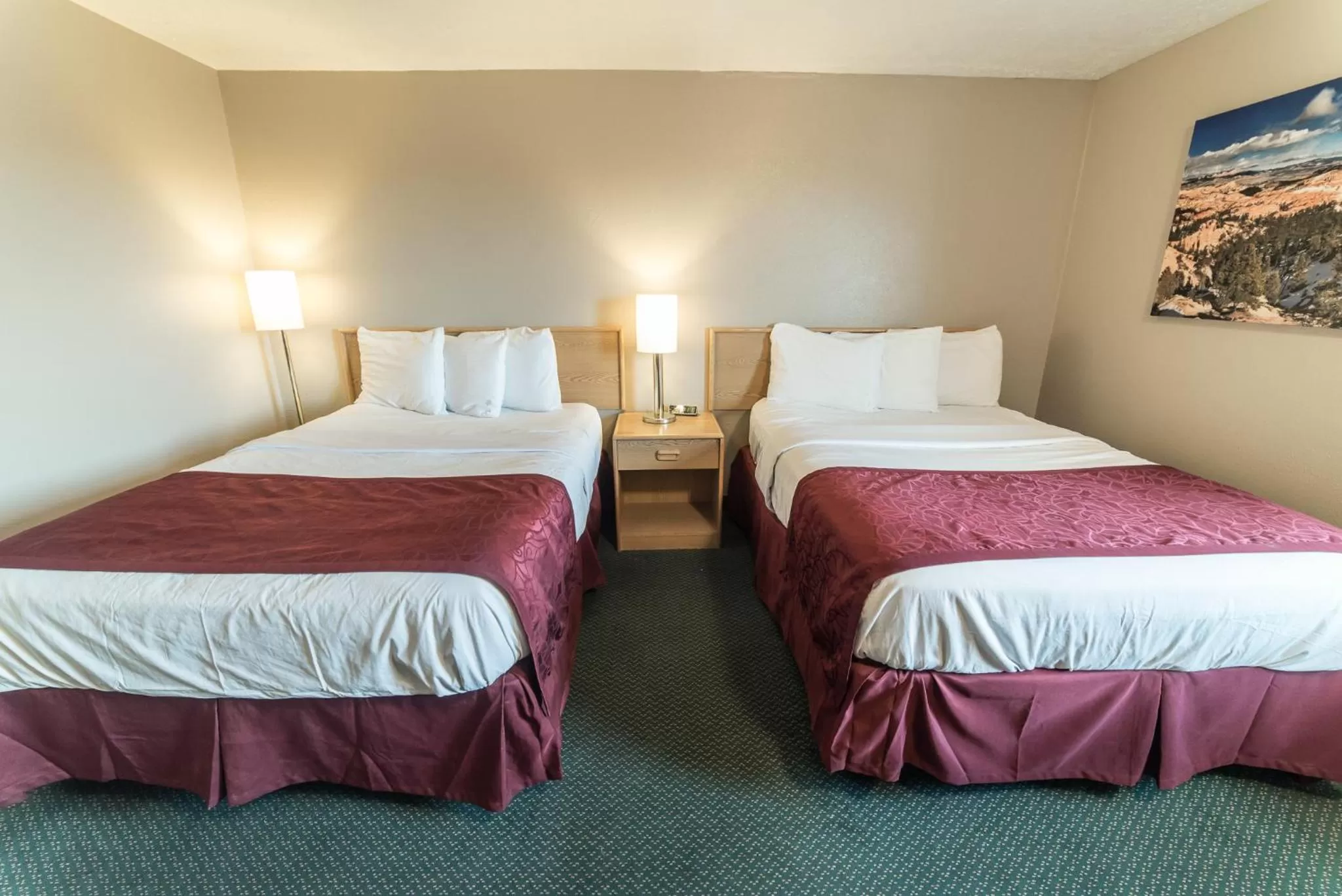 Bed in Red Ledges Inn