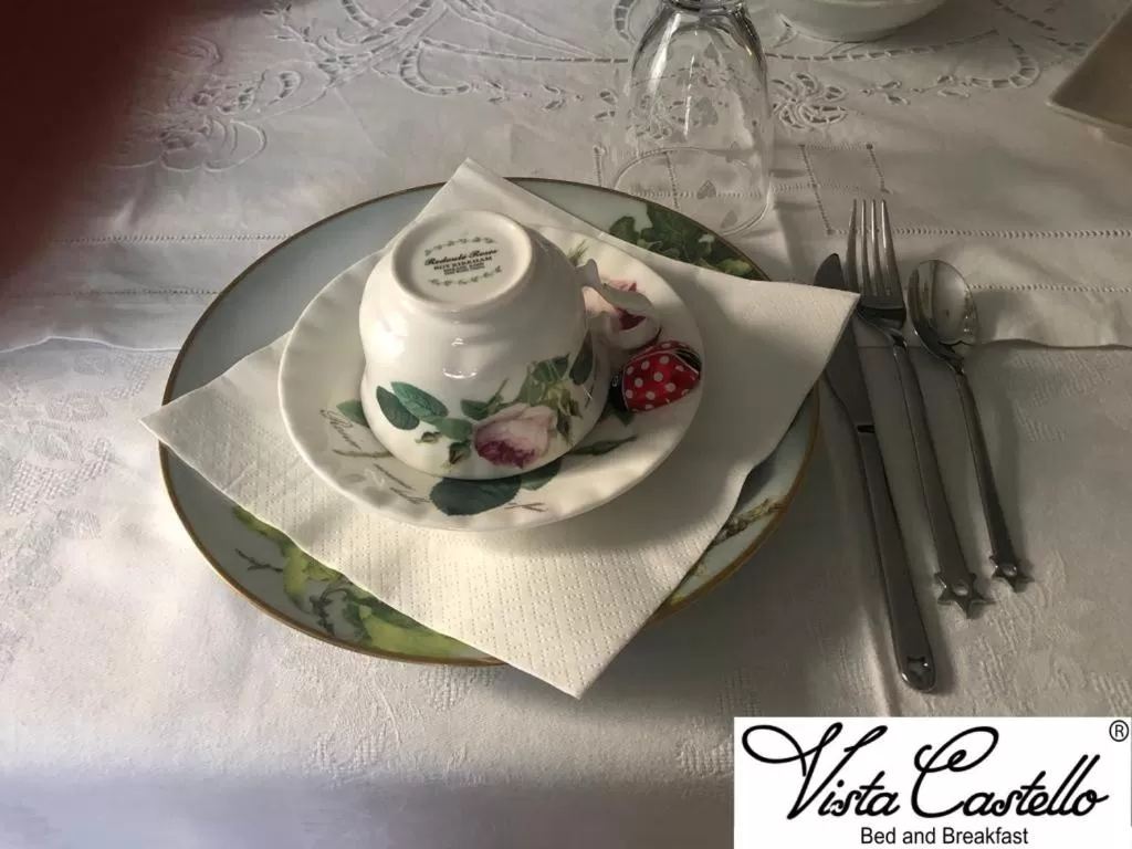 Breakfast in Vista Castello