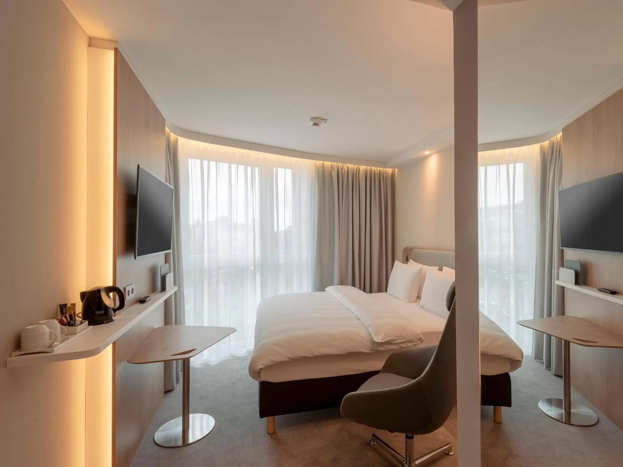 Bed in Holiday Inn Express - Offenbach by IHG