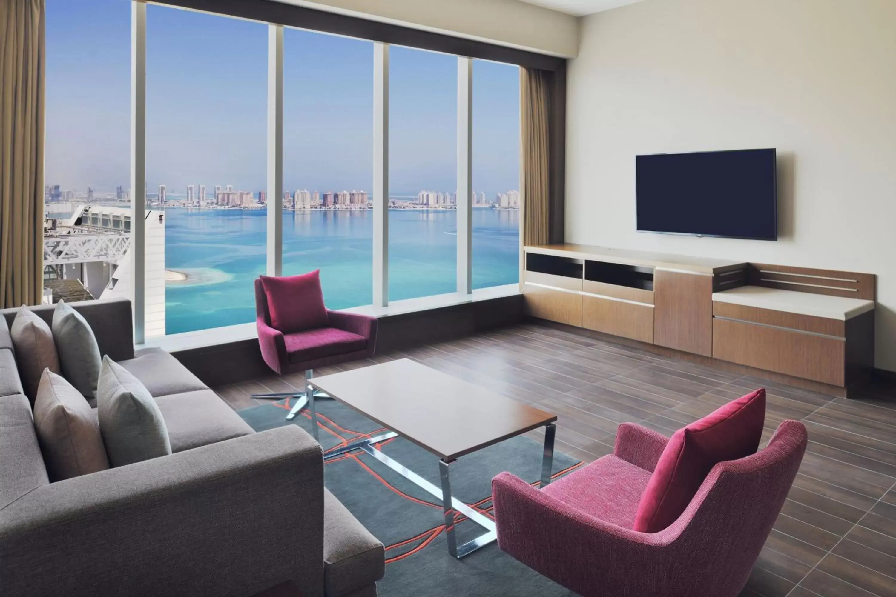 Bedroom, Seating Area in Delta Hotels by Marriott City Center Doha
