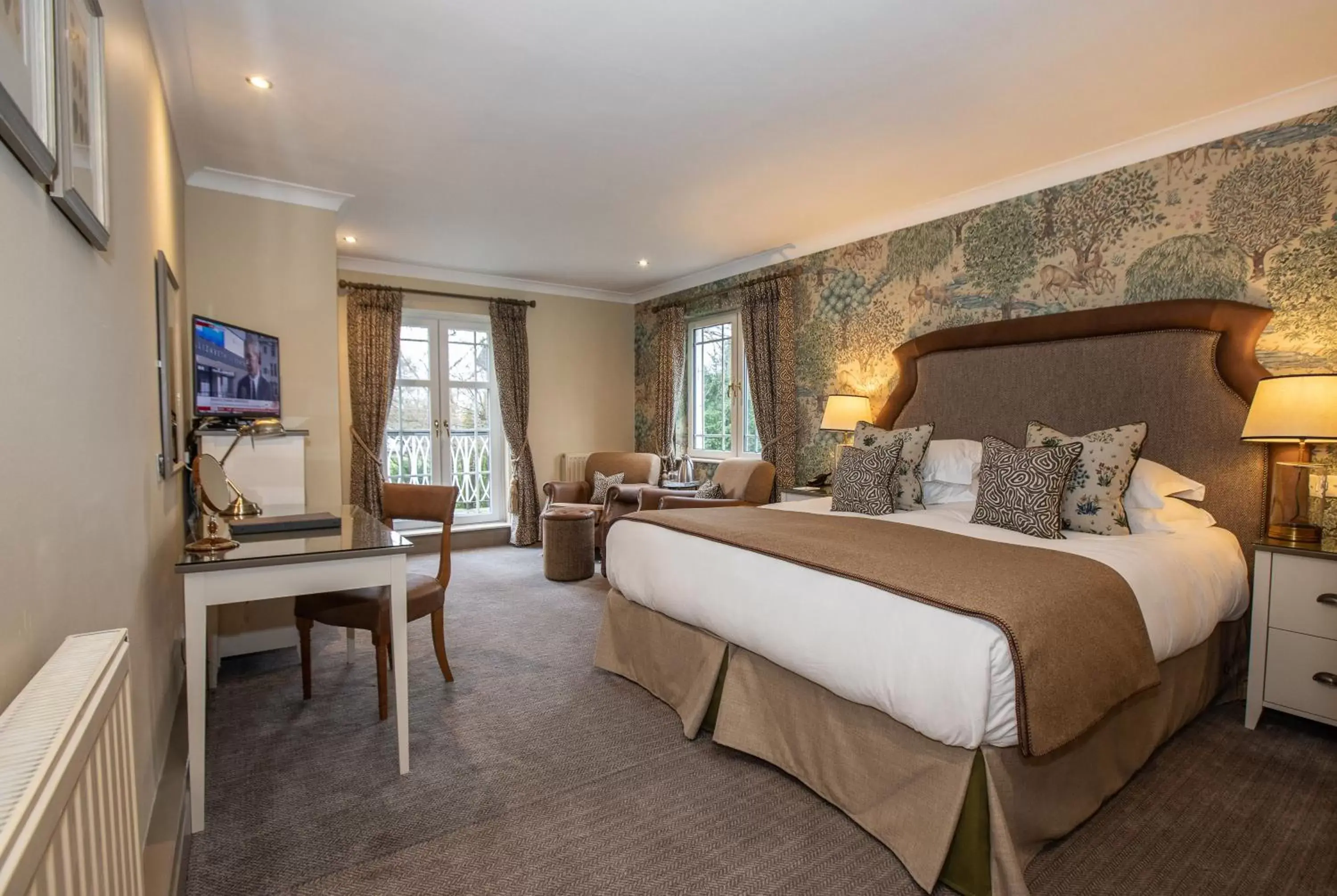TV and multimedia in Rothay Manor Hotel