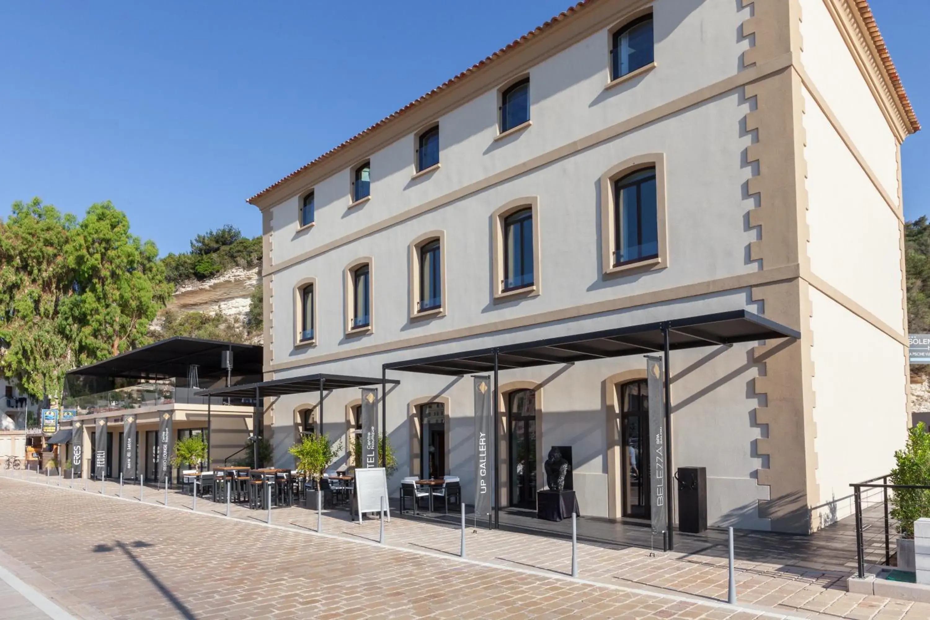 Facade/entrance, Property Building in Hotel Centre Nautique