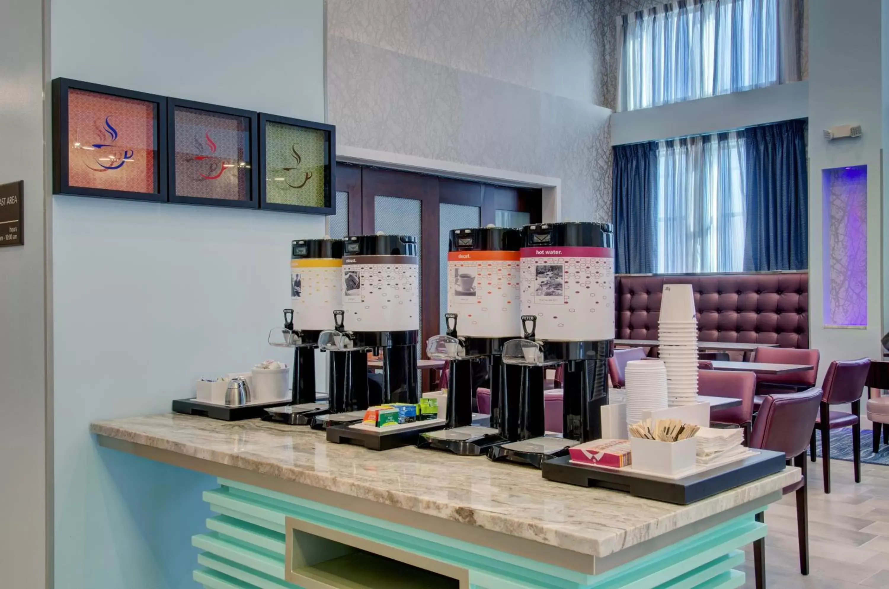 Coffee/tea facilities in Hampton Inn & Suites Boston/Stoughton, Ma