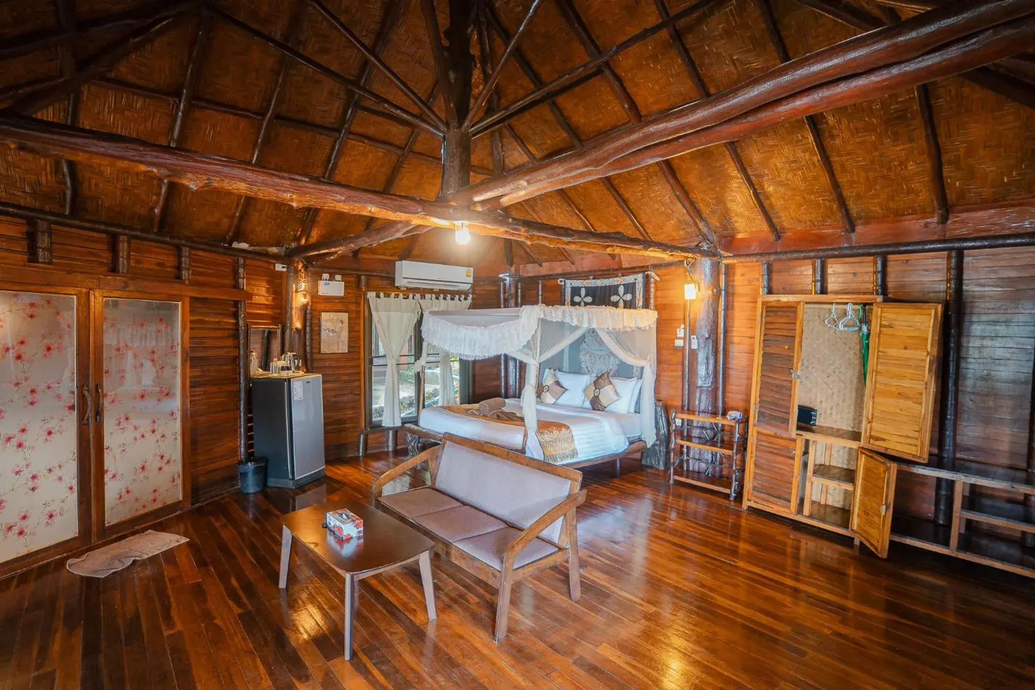 Bedroom, Seating Area in Koh Jum Resort