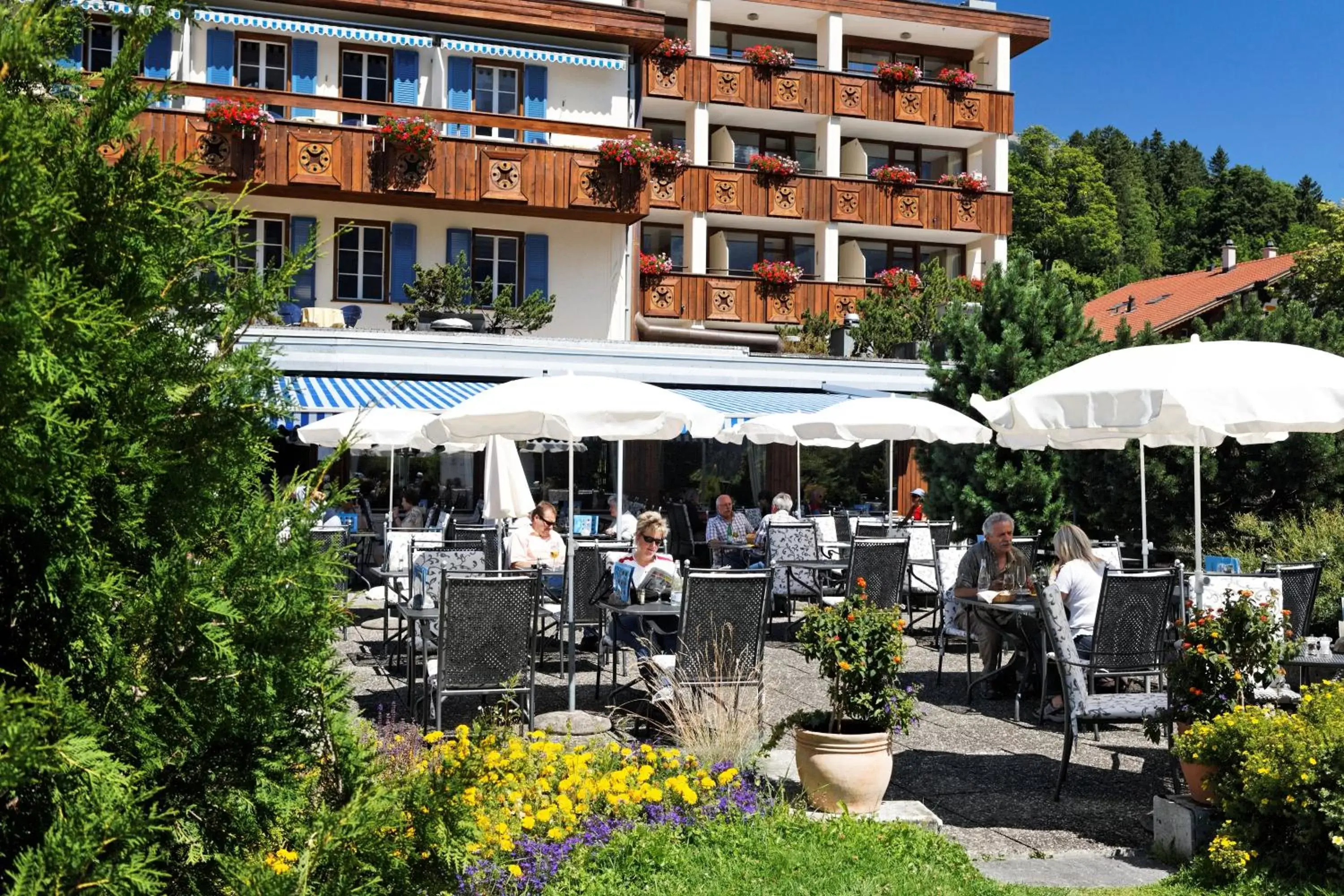 Balcony/Terrace, Restaurant/Places to Eat in Hotel Spinne Grindelwald