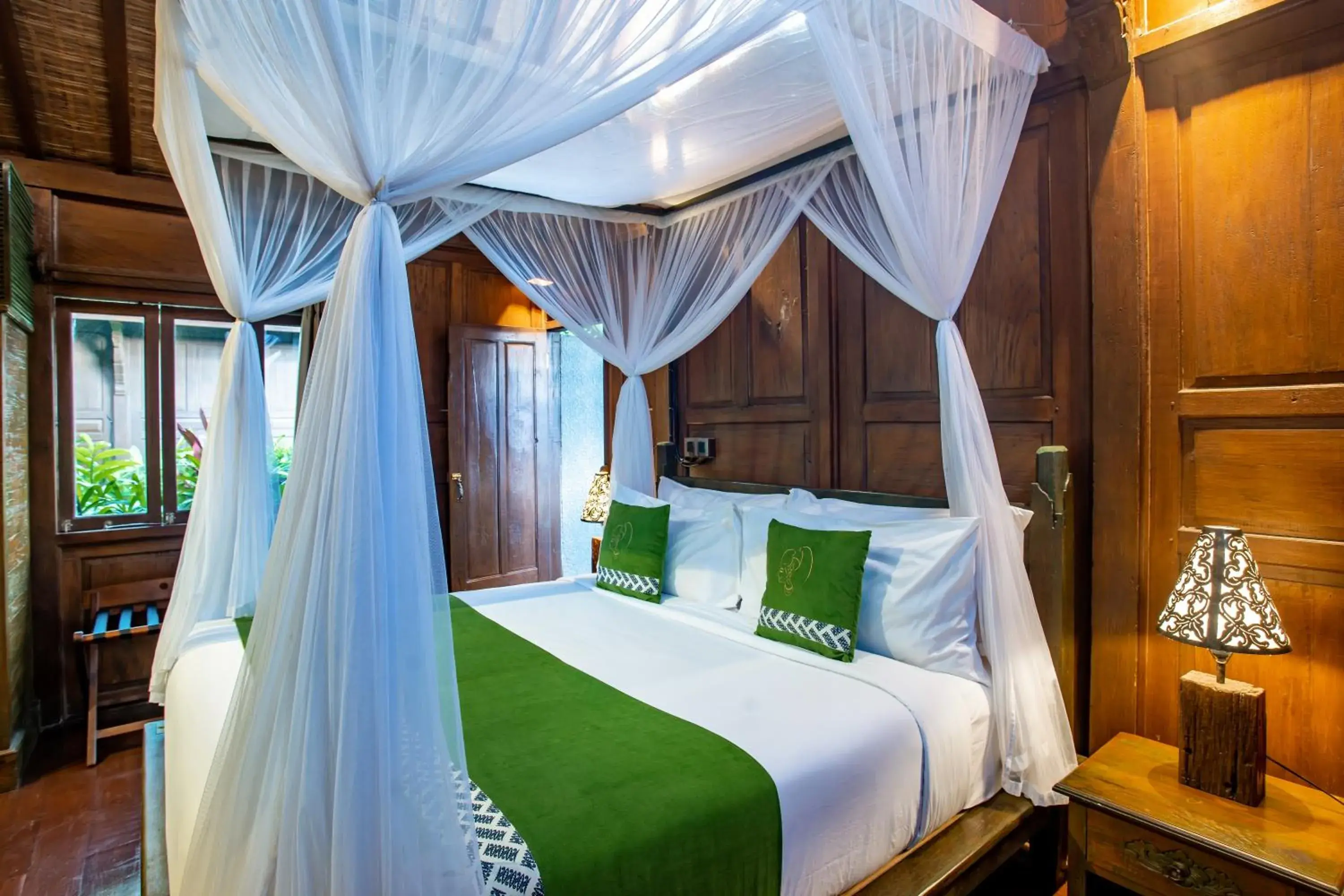 Bed in Arya Villas Ubud