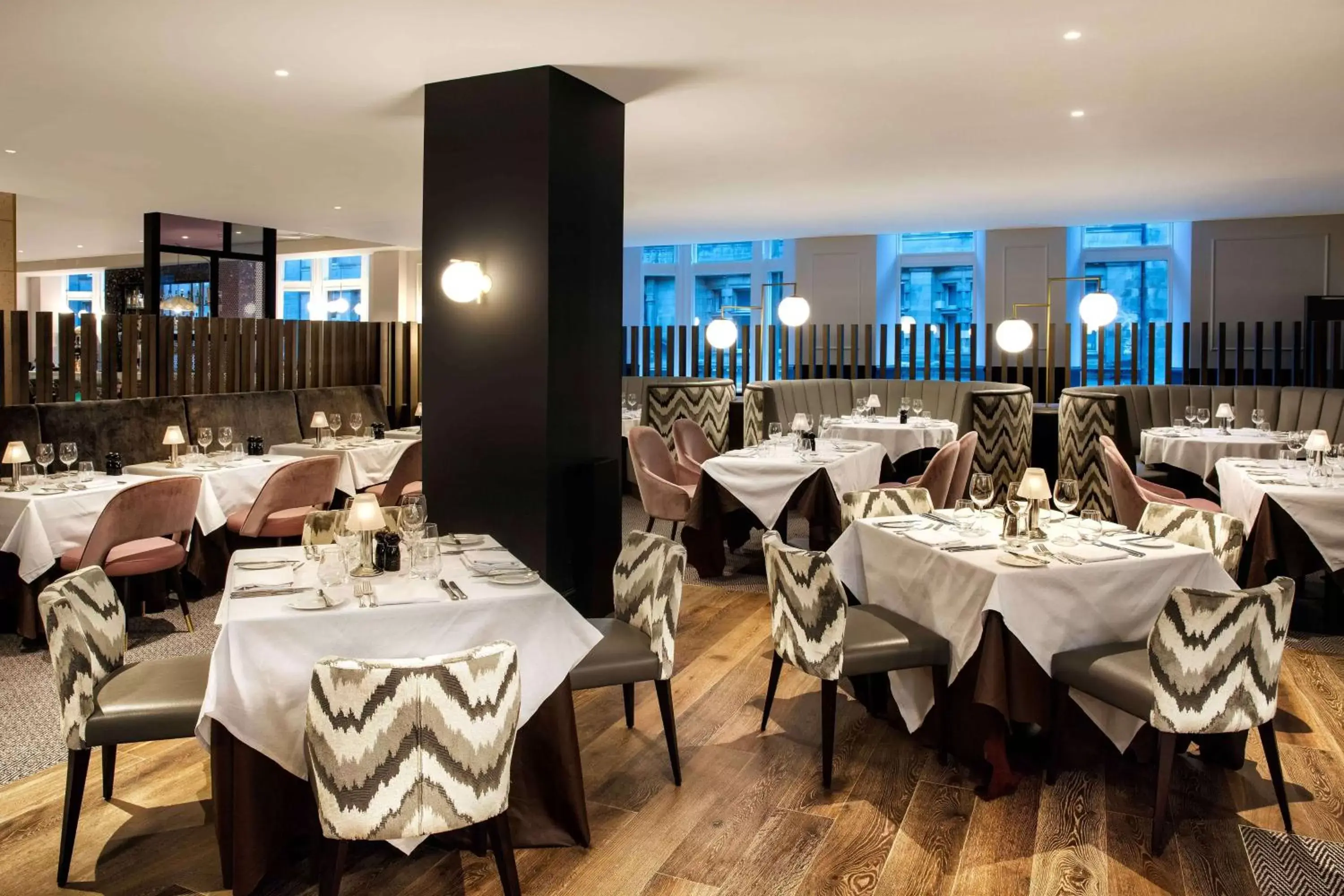 Restaurant/Places to Eat in Hilton Edinburgh Carlton