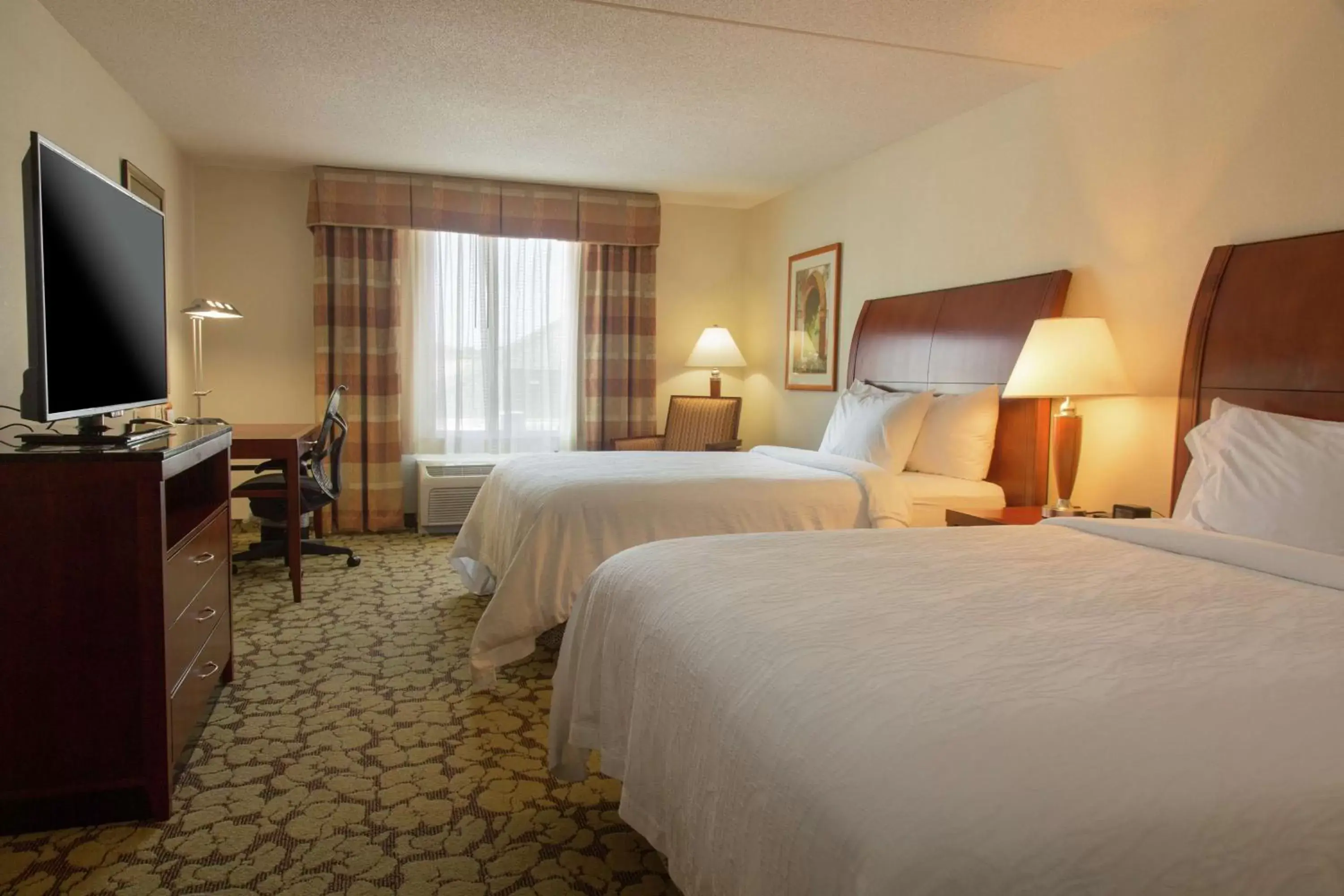 Bedroom, Bed in Hilton Garden Inn Myrtle Beach/Coastal Grand Mall
