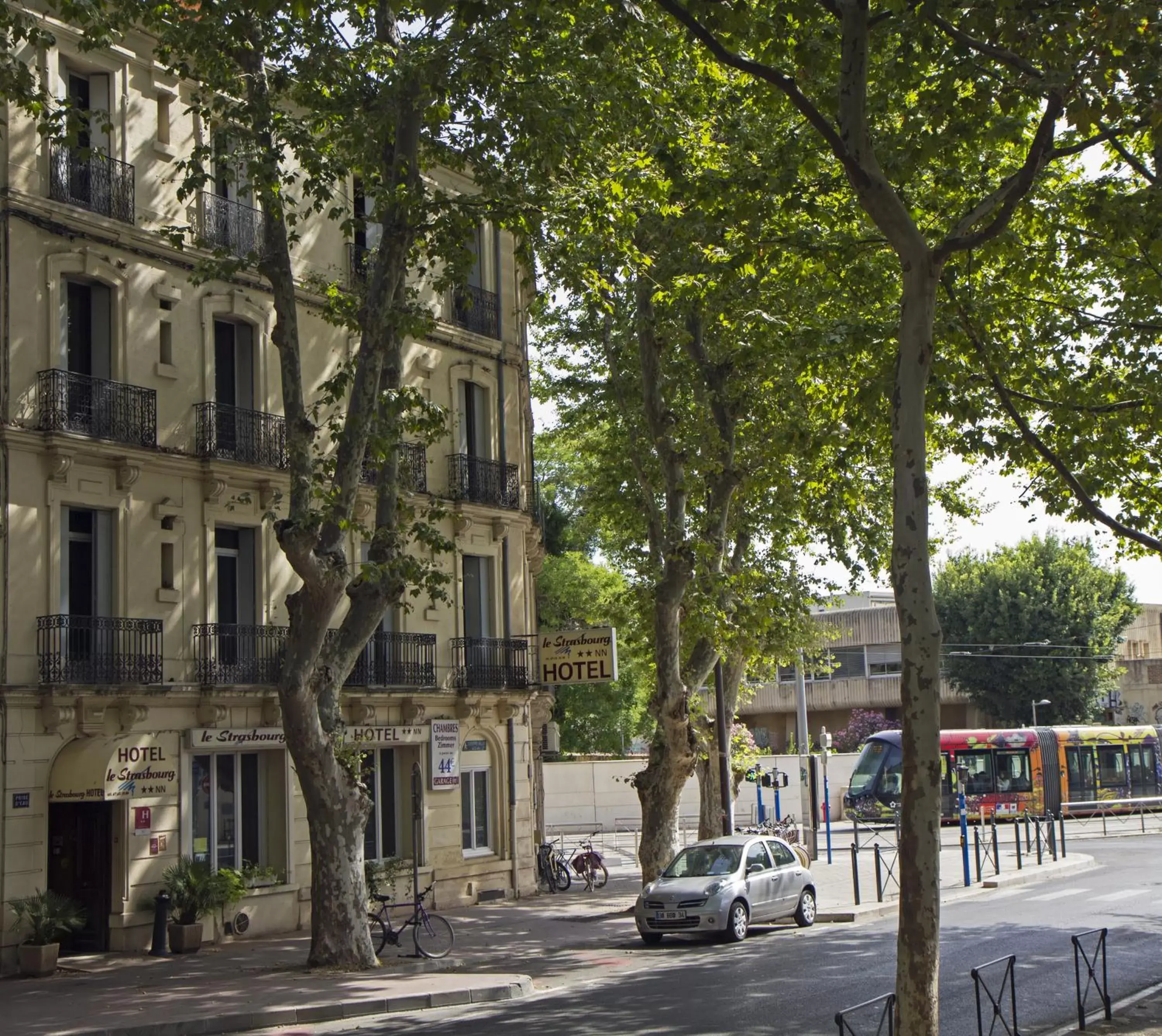 Facade/entrance, Property Building in Le Strasbourg Hotel